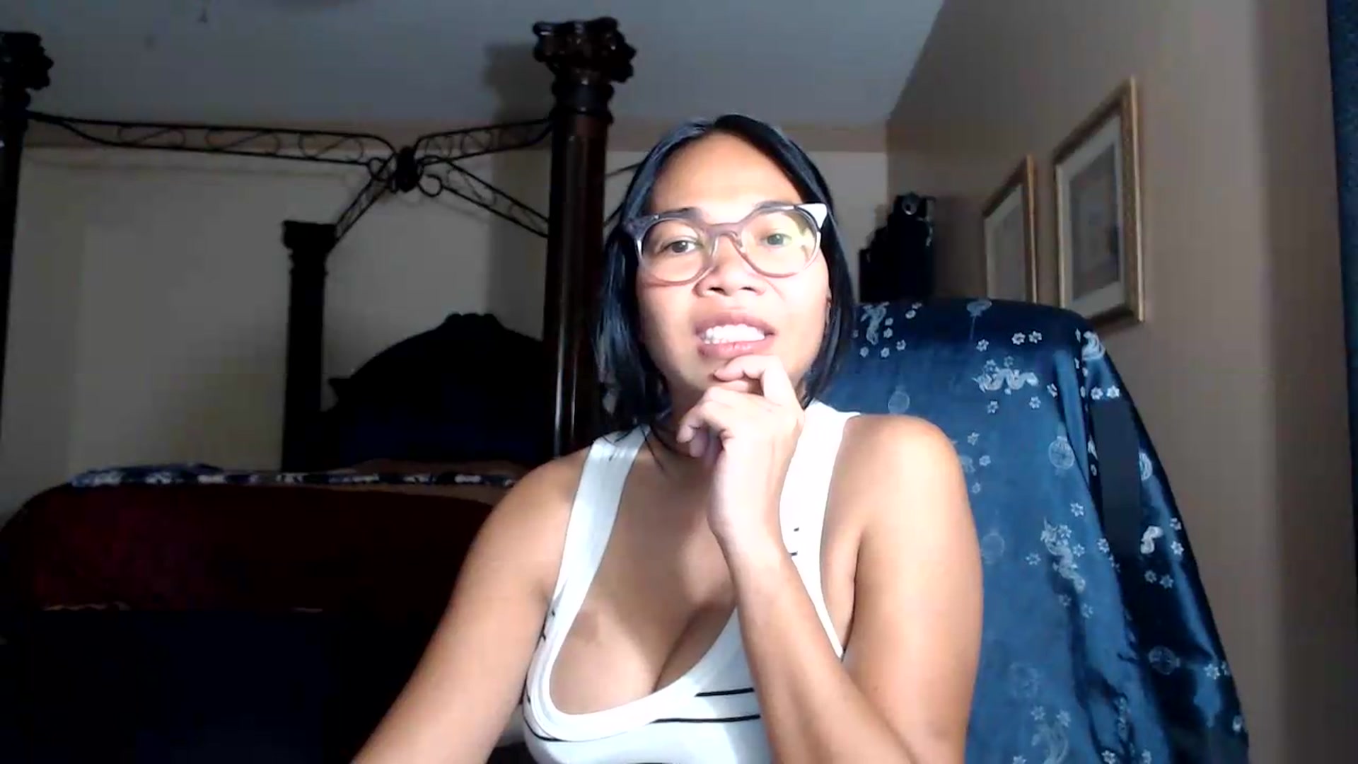 Gallery image thumbnail from Littlekai2030's myfreecams stream on, 08/04/2026, 02:56 image 8 of 20