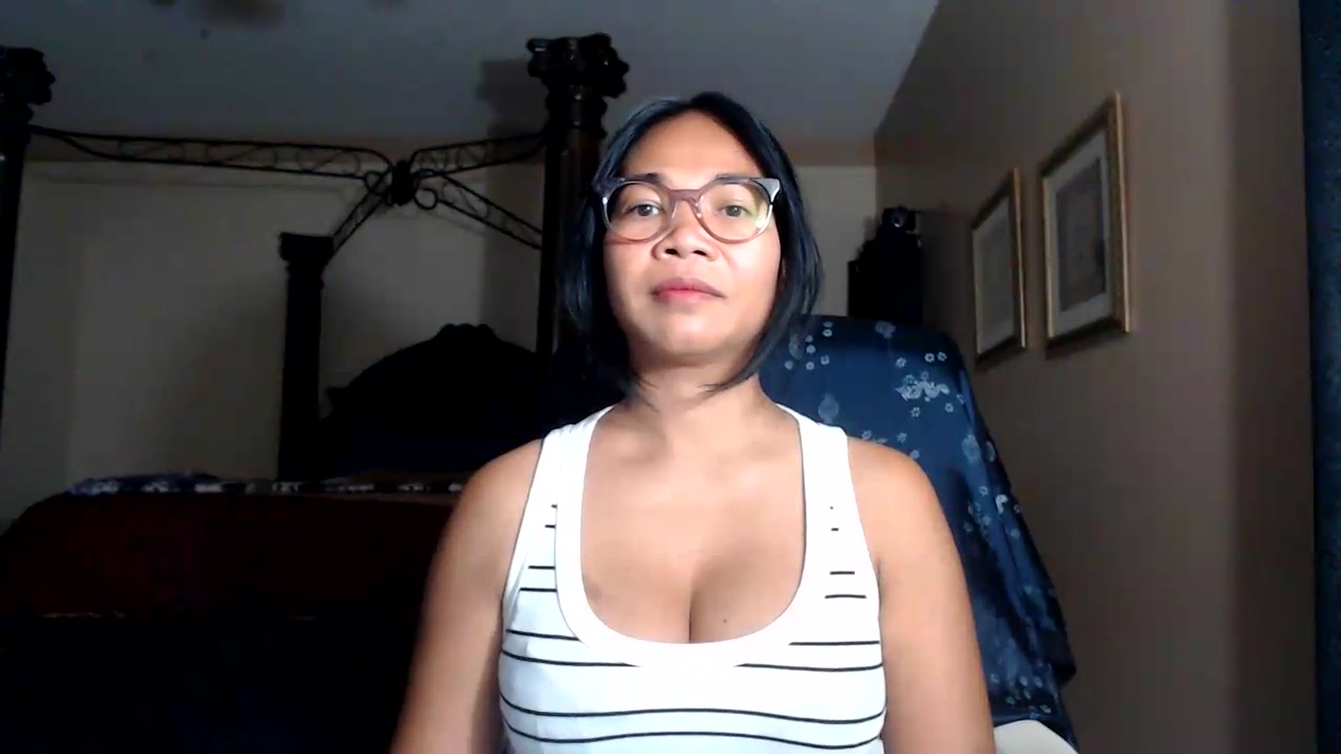 Gallery image thumbnail from Littlekai2030's myfreecams stream on, 08/04/2026, 02:56 image 14 of 20