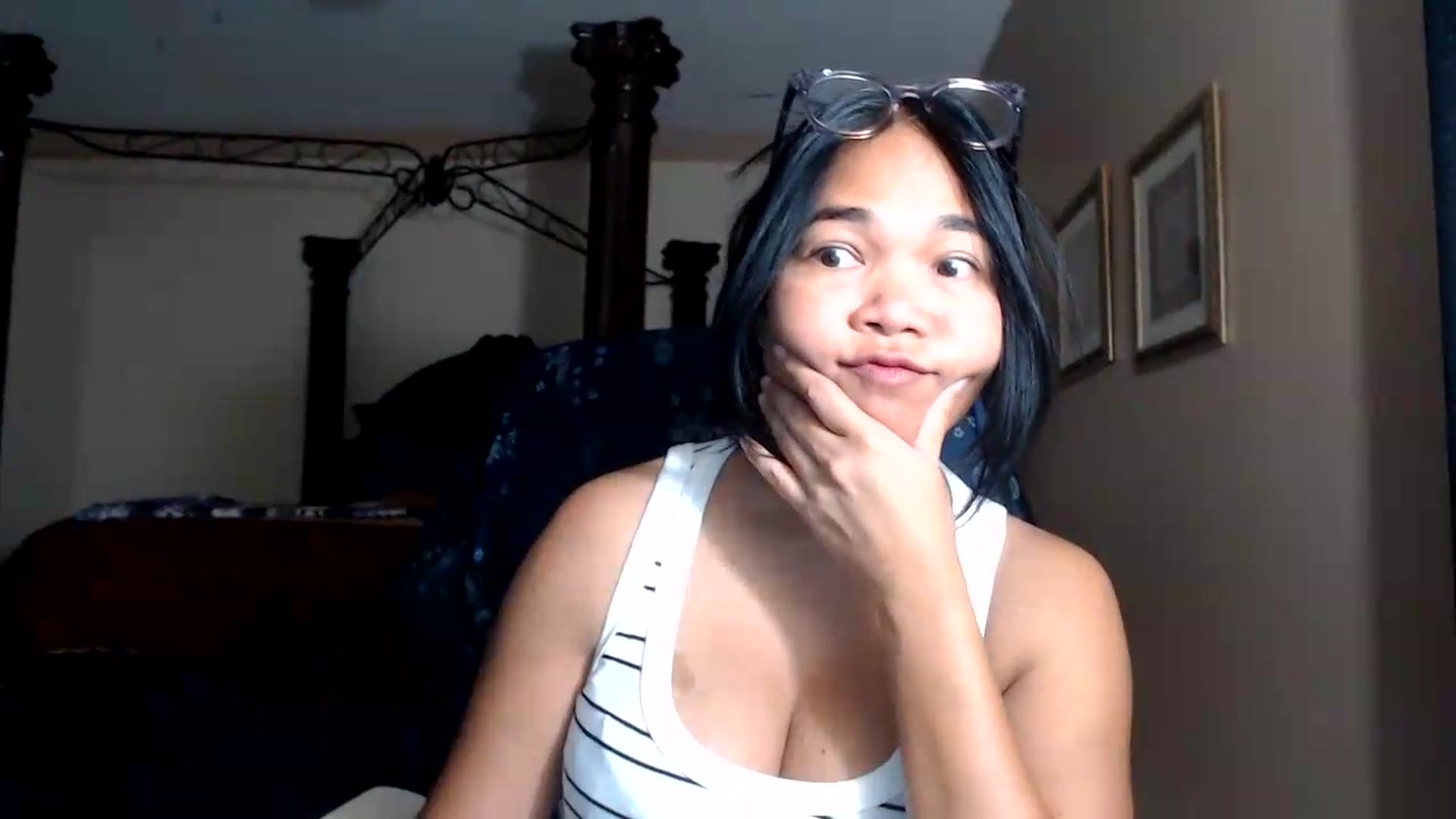 Gallery image thumbnail from Littlekai2030's myfreecams stream on, 08/04/2026, 02:56 image 9 of 20