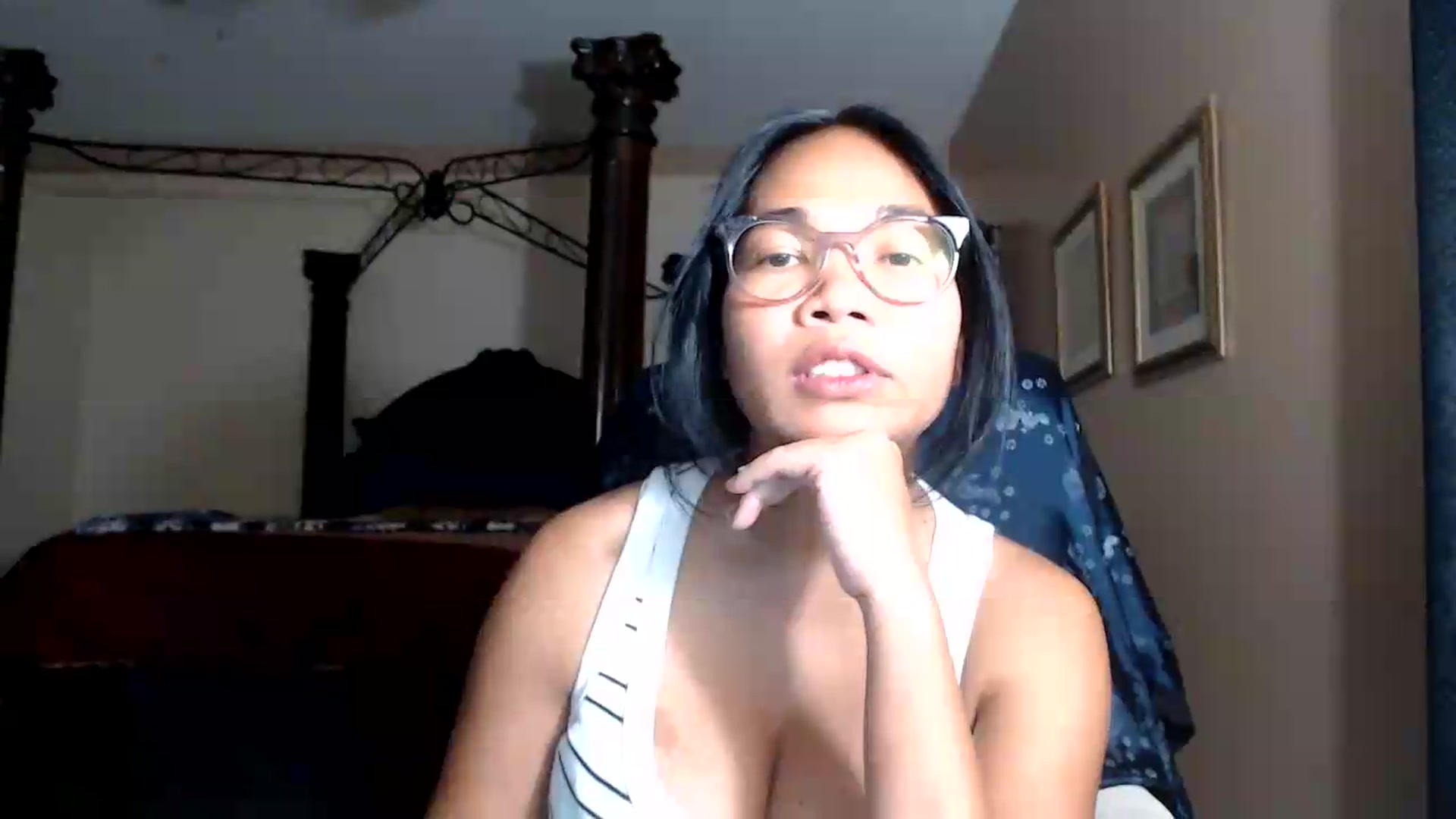 Gallery image thumbnail from Littlekai2030's myfreecams stream on, 08/04/2026, 02:56 image 15 of 20