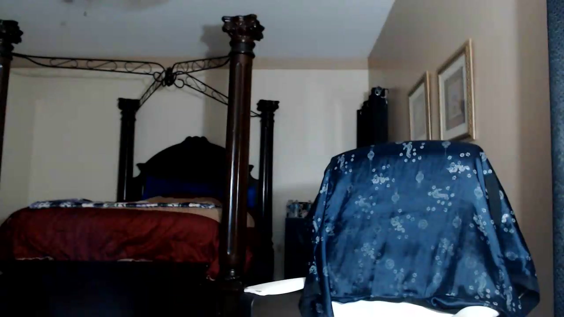 Gallery image thumbnail from Littlekai2030's myfreecams stream on, 08/04/2026, 02:57 image 14 of 20