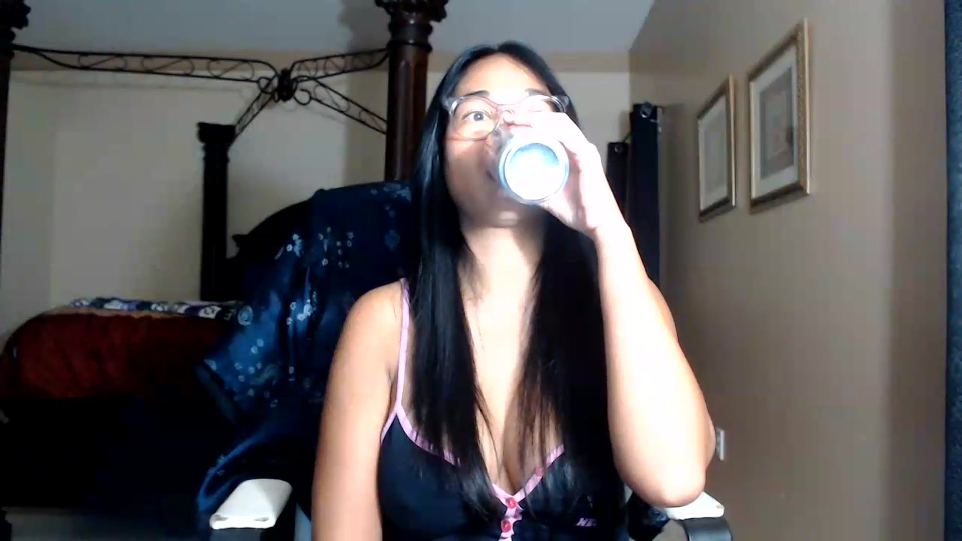 Gallery image thumbnail from Littlekai2030's myfreecams stream on, 08/06/2026, 24:23 image 7 of 20
