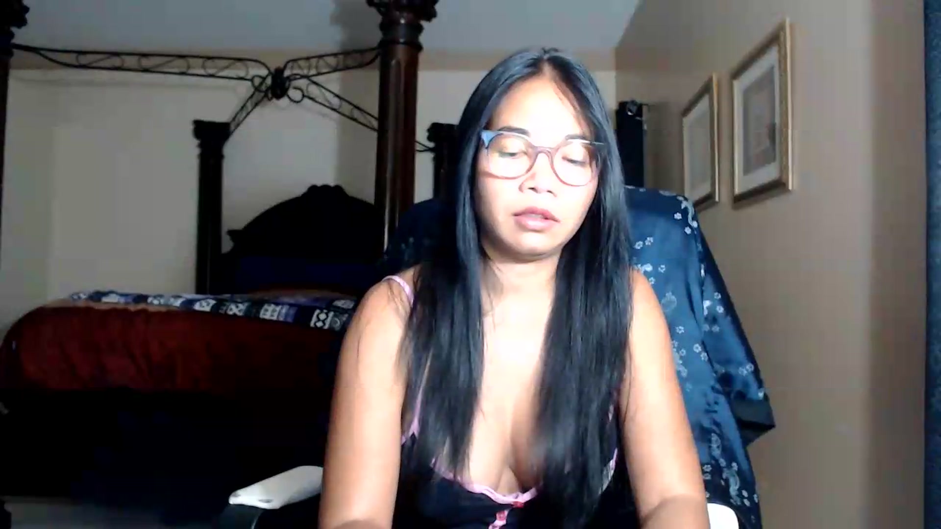 Gallery image thumbnail from Littlekai2030's myfreecams stream on, 08/06/2026, 24:23 image 19 of 20