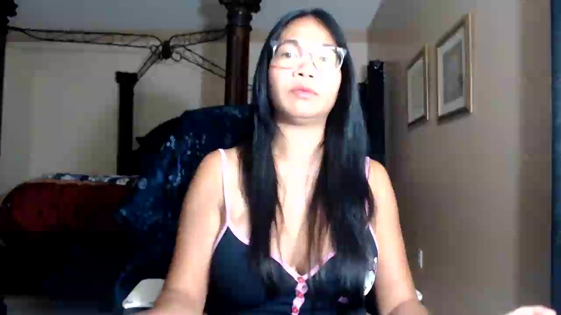 Gallery image thumbnail from Littlekai2030's myfreecams stream on, 08/06/2026, 24:23 image 2 of 20