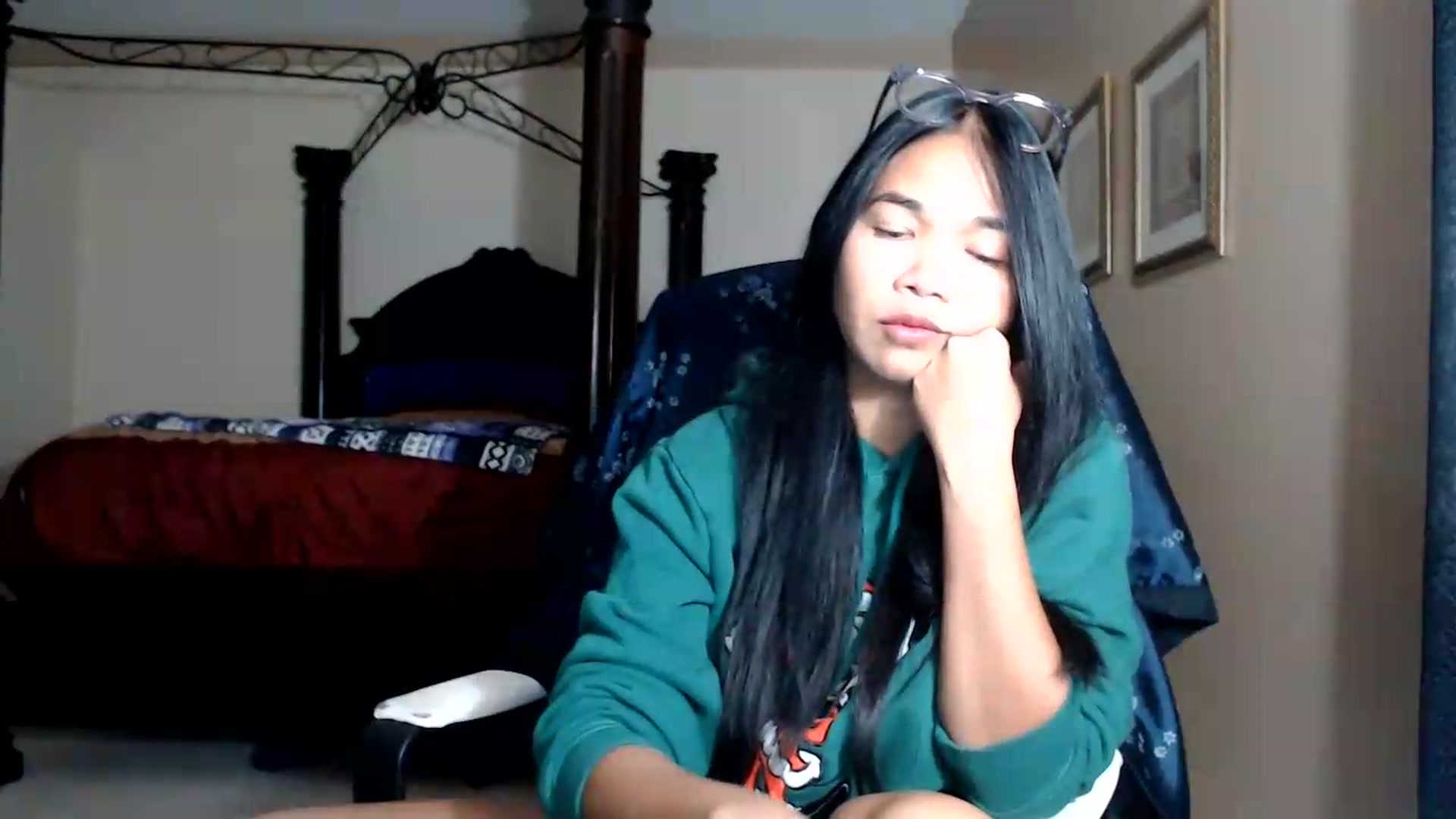 Gallery image thumbnail from Littlekai2030's myfreecams stream on, 08/06/2026, 03:46 image 7 of 20