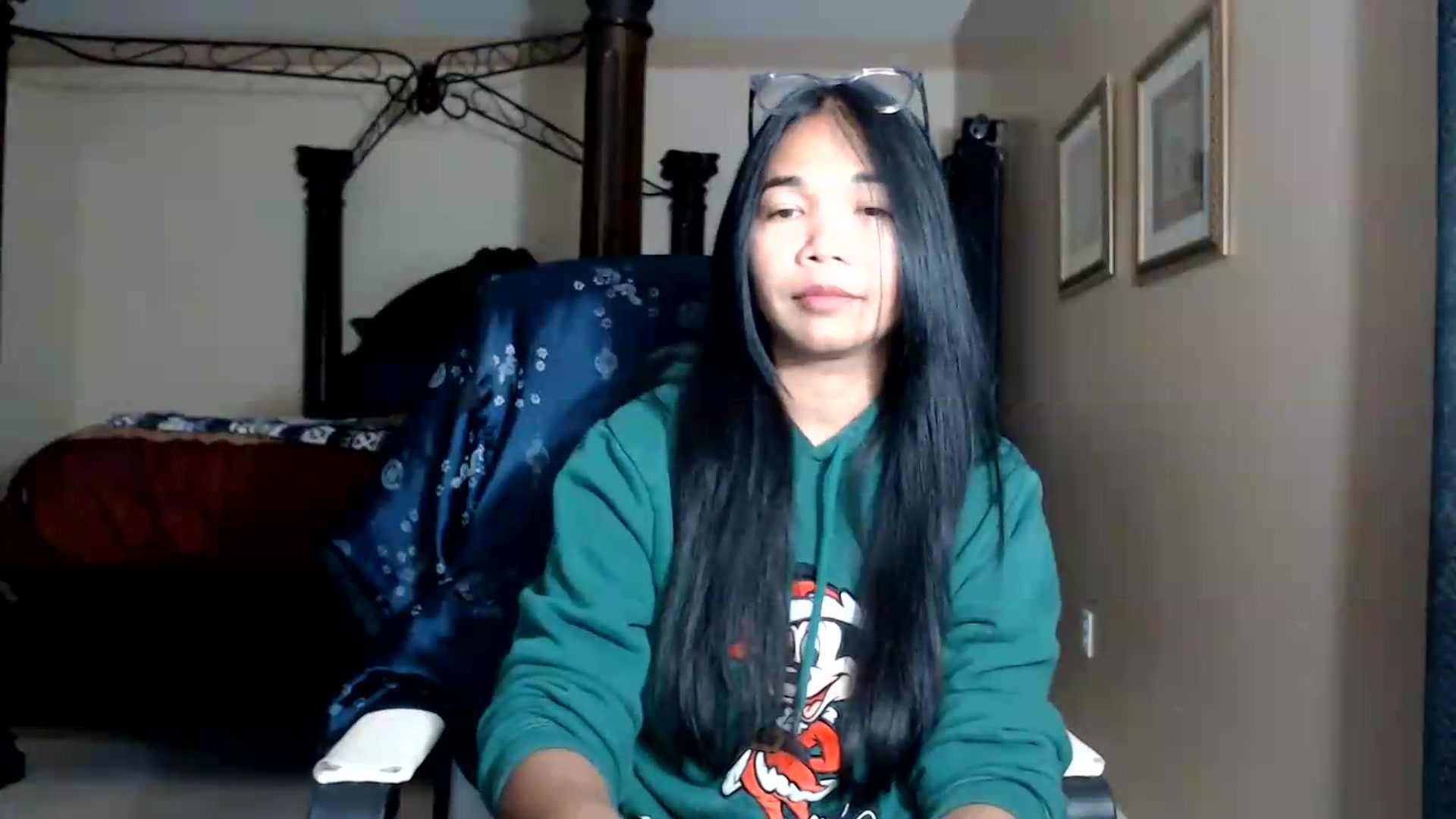 Gallery image thumbnail from Littlekai2030's myfreecams stream on, 08/06/2026, 03:46 image 8 of 20