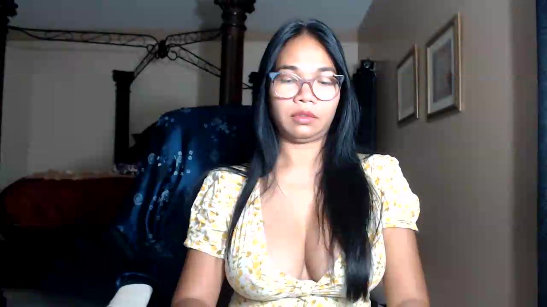 Gallery image thumbnail from Littlekai2030's myfreecams stream on, 08/07/2026, 04:31 image 3 of 20