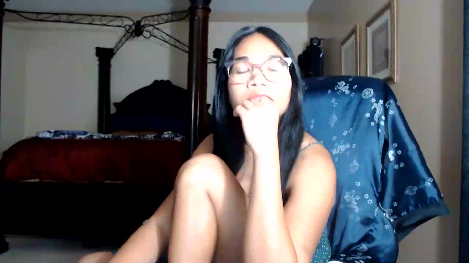 Gallery image thumbnail from Littlekai2030's myfreecams stream on, 08/08/2026, 01:19 image 6 of 20