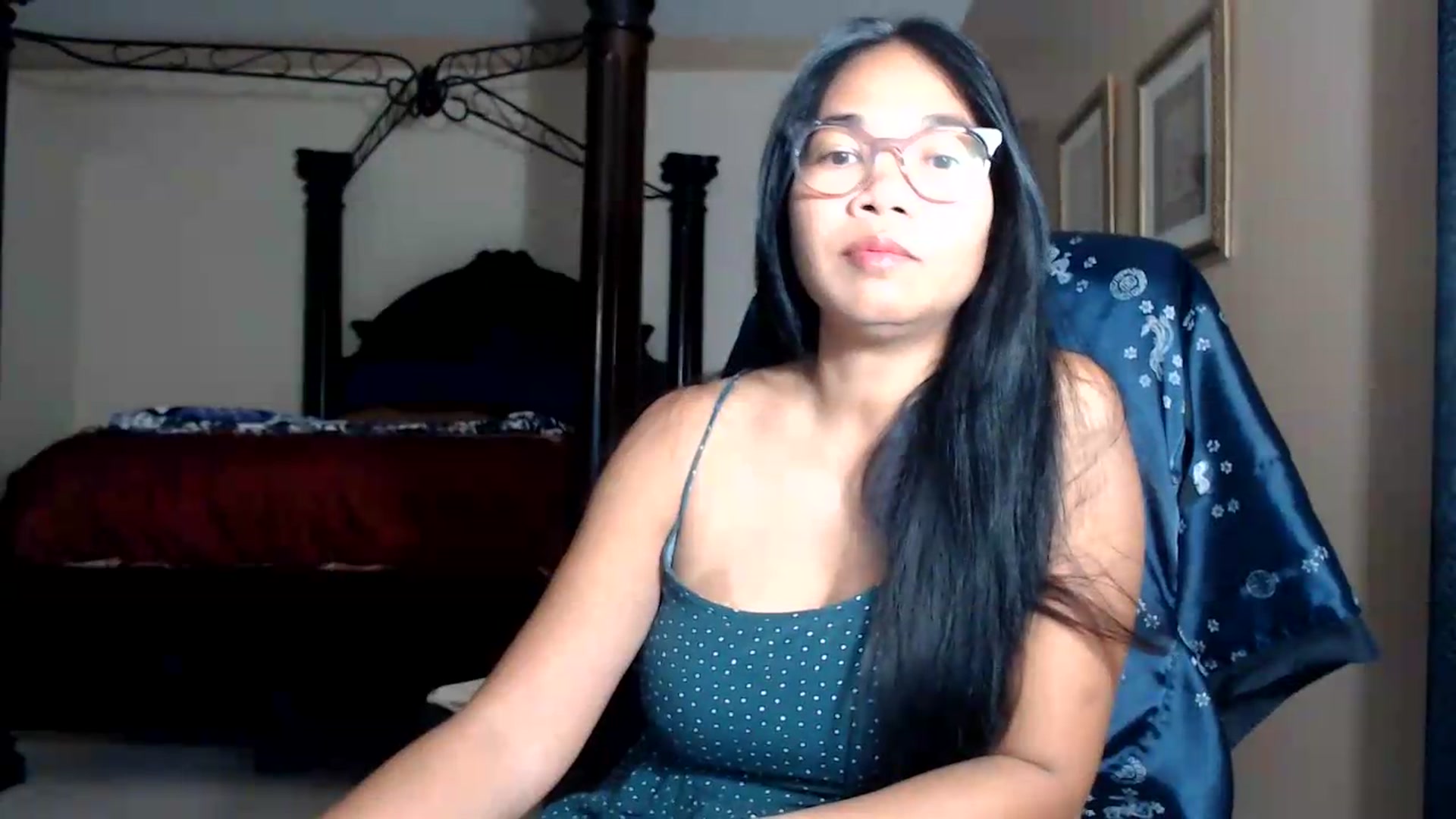 Gallery image thumbnail from Littlekai2030's myfreecams stream on, 08/08/2026, 01:19 image 2 of 20