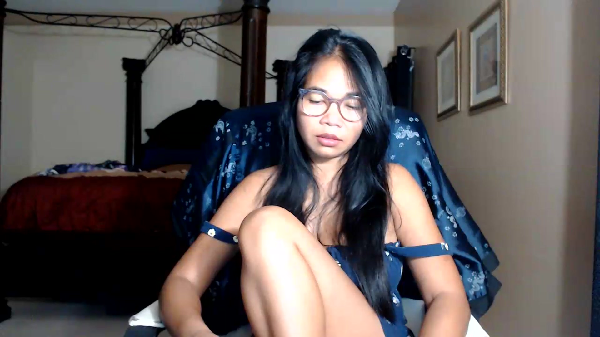 Gallery image thumbnail from Littlekai2030's myfreecams stream on, 08/09/2026, 24:01 image 19 of 20