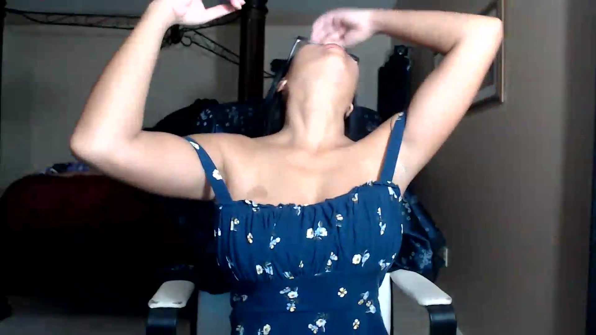 Gallery image thumbnail from Littlekai2030's myfreecams stream on, 08/09/2026, 24:01 image 13 of 20