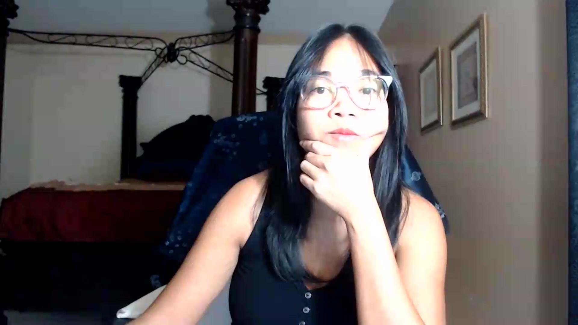 Gallery image thumbnail from Littlekai2030's myfreecams stream on, 08/11/2026, 24:00 image 6 of 20