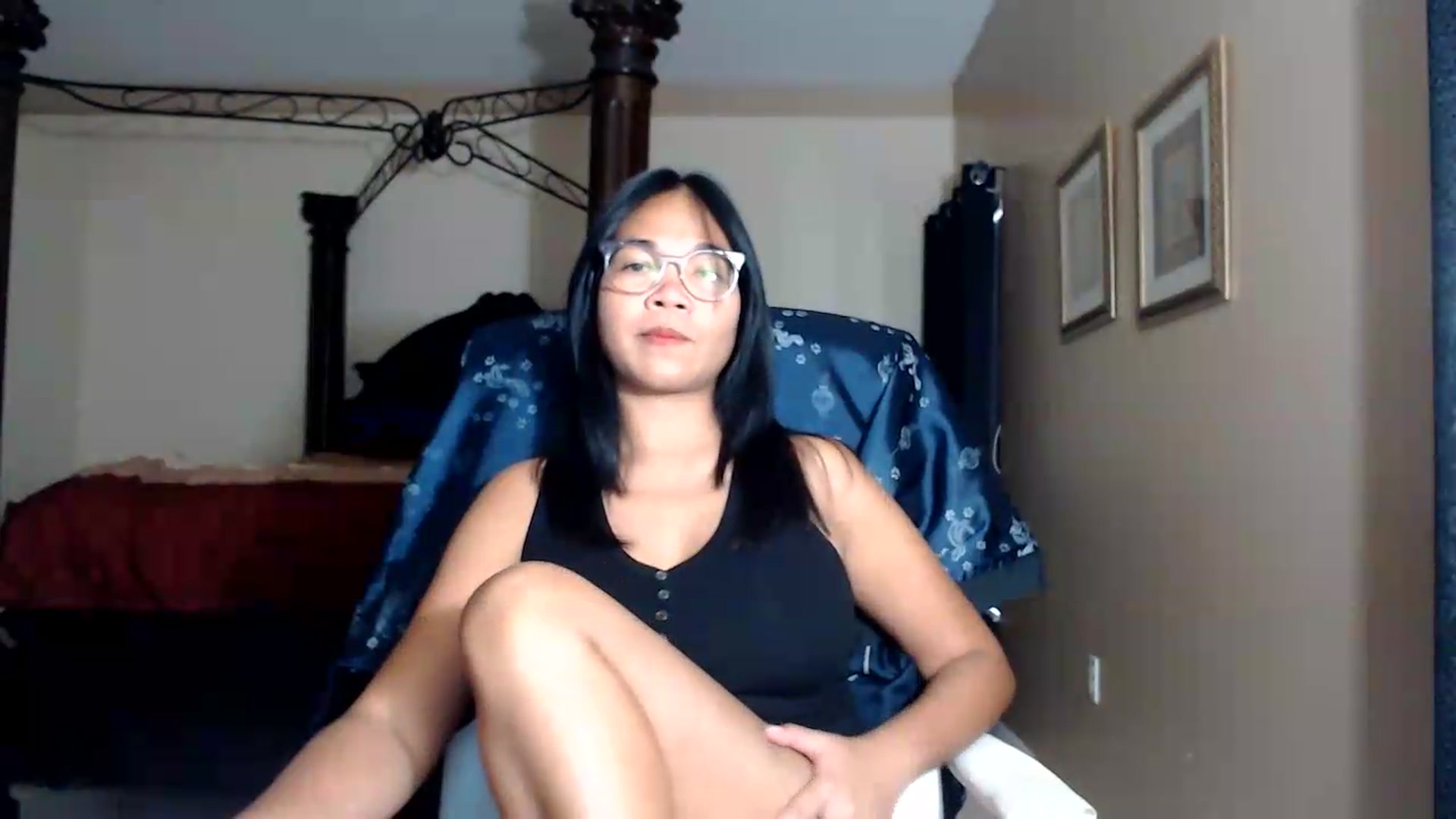 Gallery image thumbnail from Littlekai2030's myfreecams stream on, 08/11/2026, 24:00 image 14 of 20