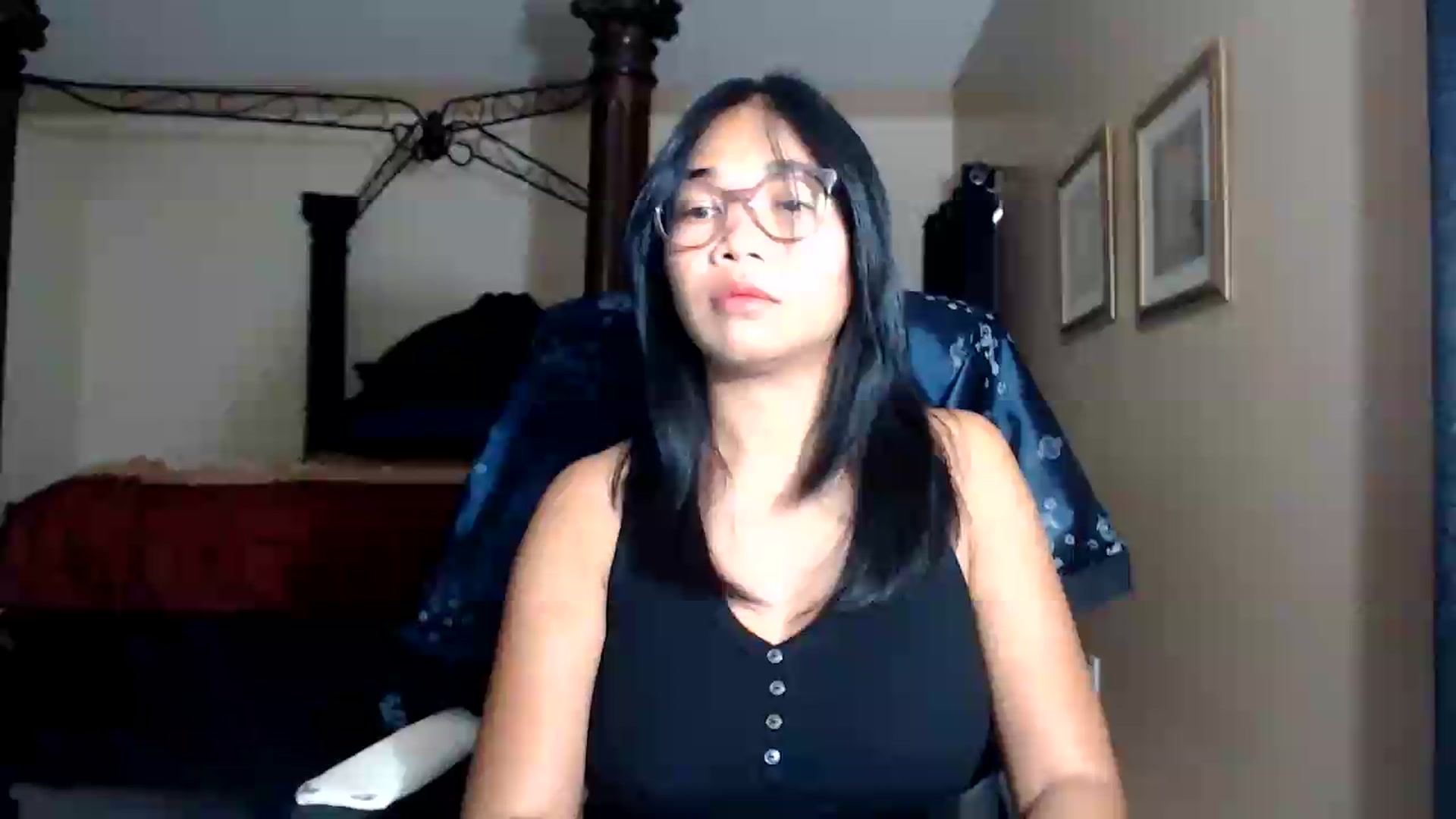 Gallery image thumbnail from Littlekai2030's myfreecams stream on, 08/11/2026, 24:00 image 8 of 20