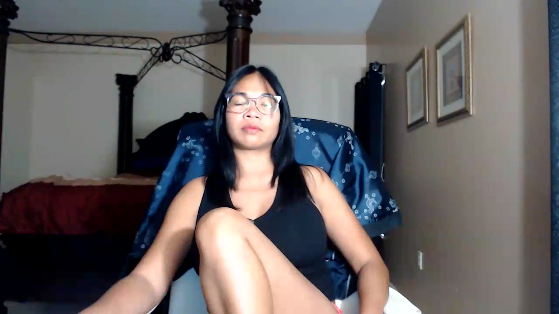 Gallery image thumbnail from Littlekai2030's myfreecams stream on, 08/11/2026, 24:00 image 15 of 20