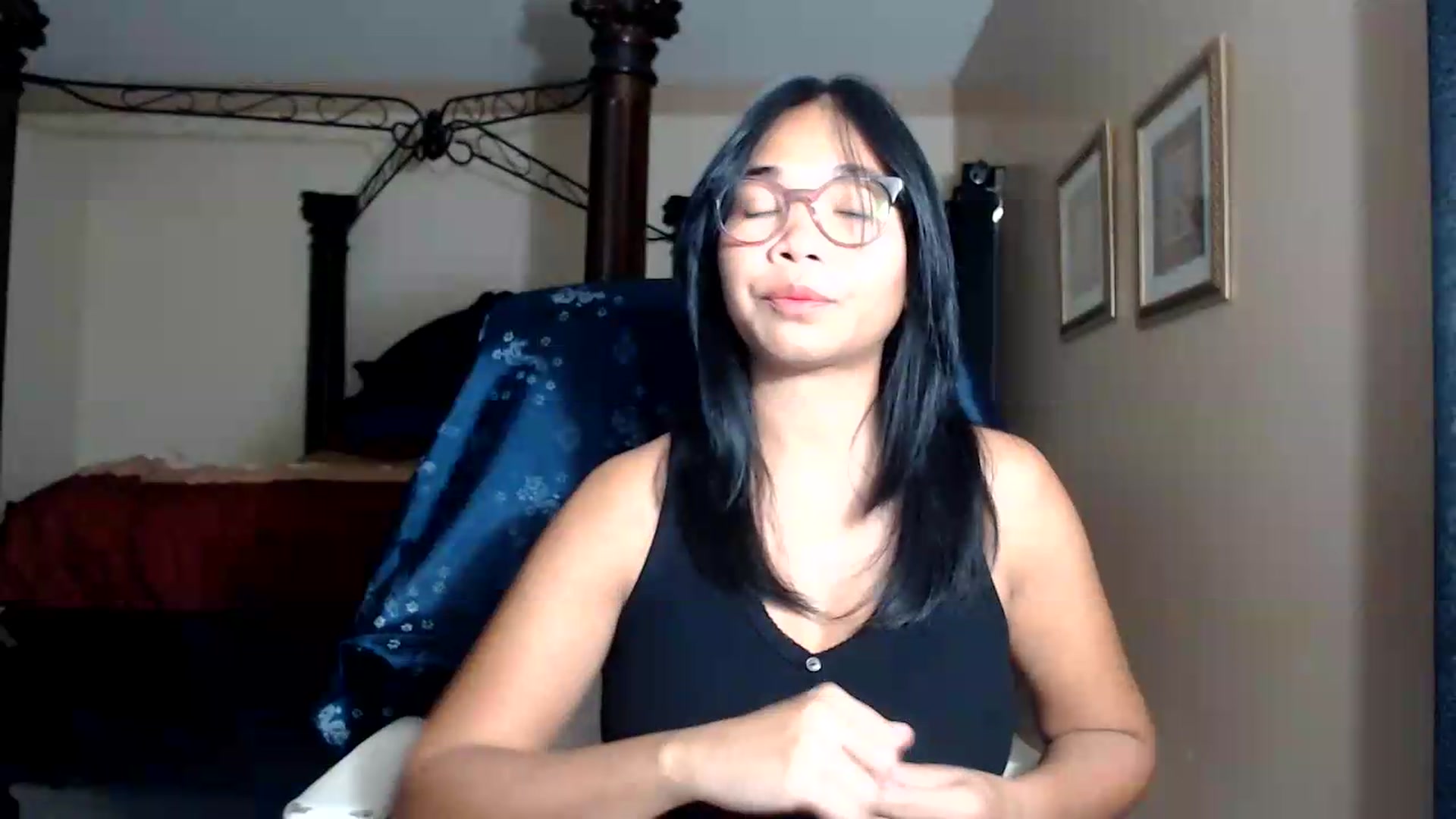Gallery image thumbnail from Littlekai2030's myfreecams stream on, 08/11/2026, 24:00 image 4 of 20