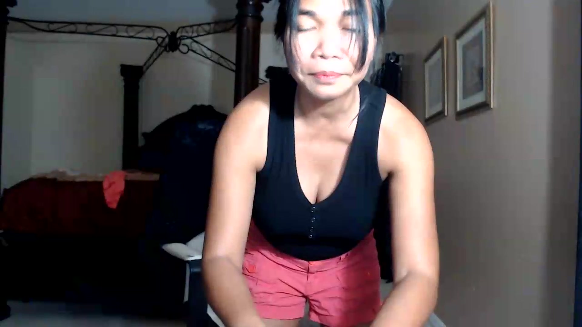 Gallery image thumbnail from Littlekai2030's myfreecams stream on, 08/11/2026, 03:28 image 16 of 20
