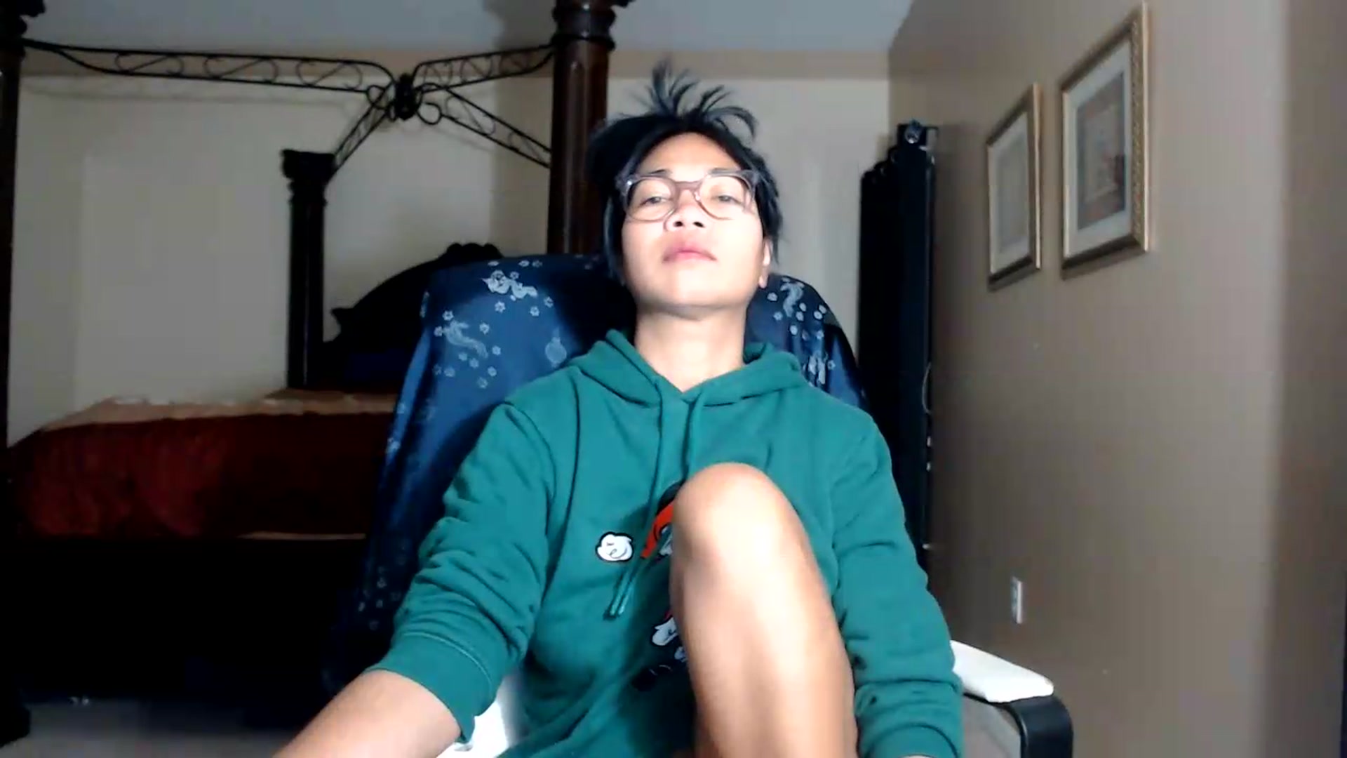 Gallery image thumbnail from Littlekai2030's myfreecams stream on, 08/12/2026, 03:56 image 5 of 20