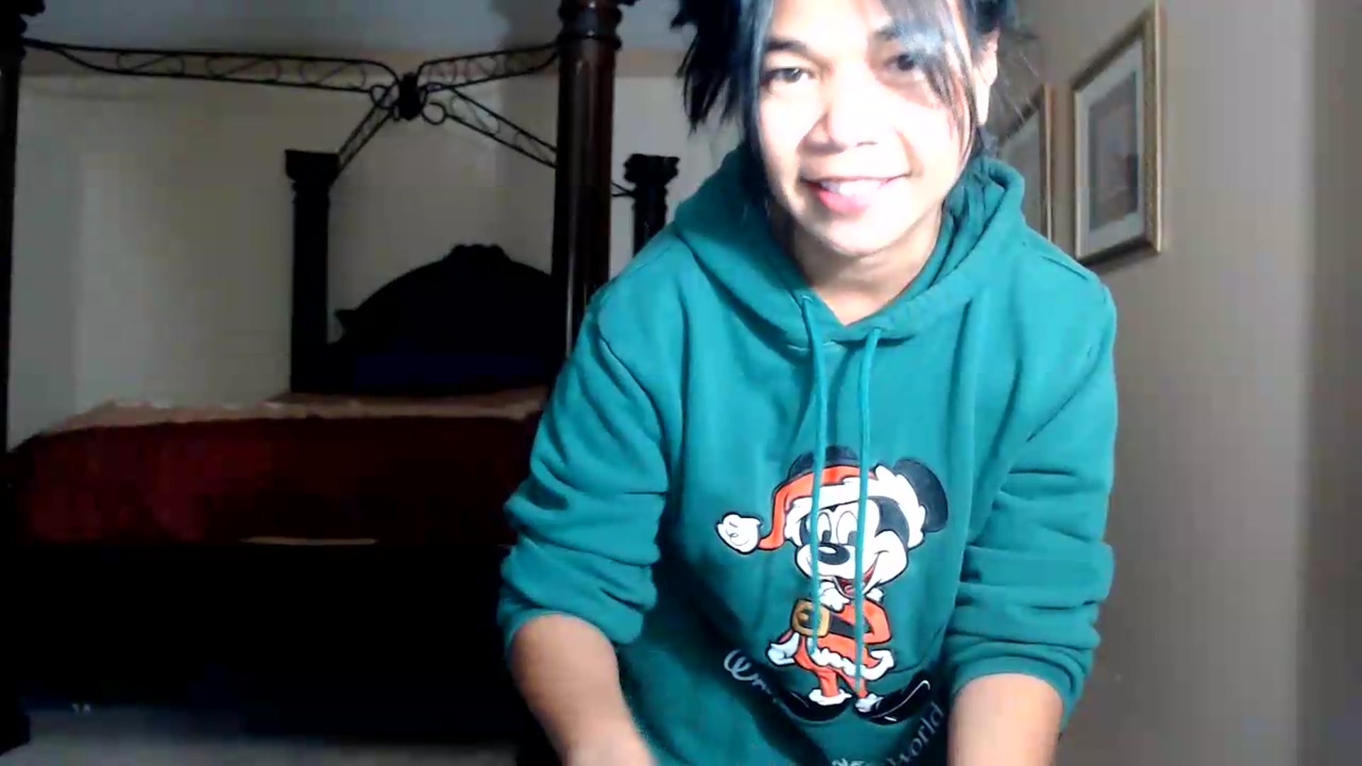 Gallery image thumbnail from Littlekai2030's myfreecams stream on, 08/12/2026, 03:56 image 10 of 20