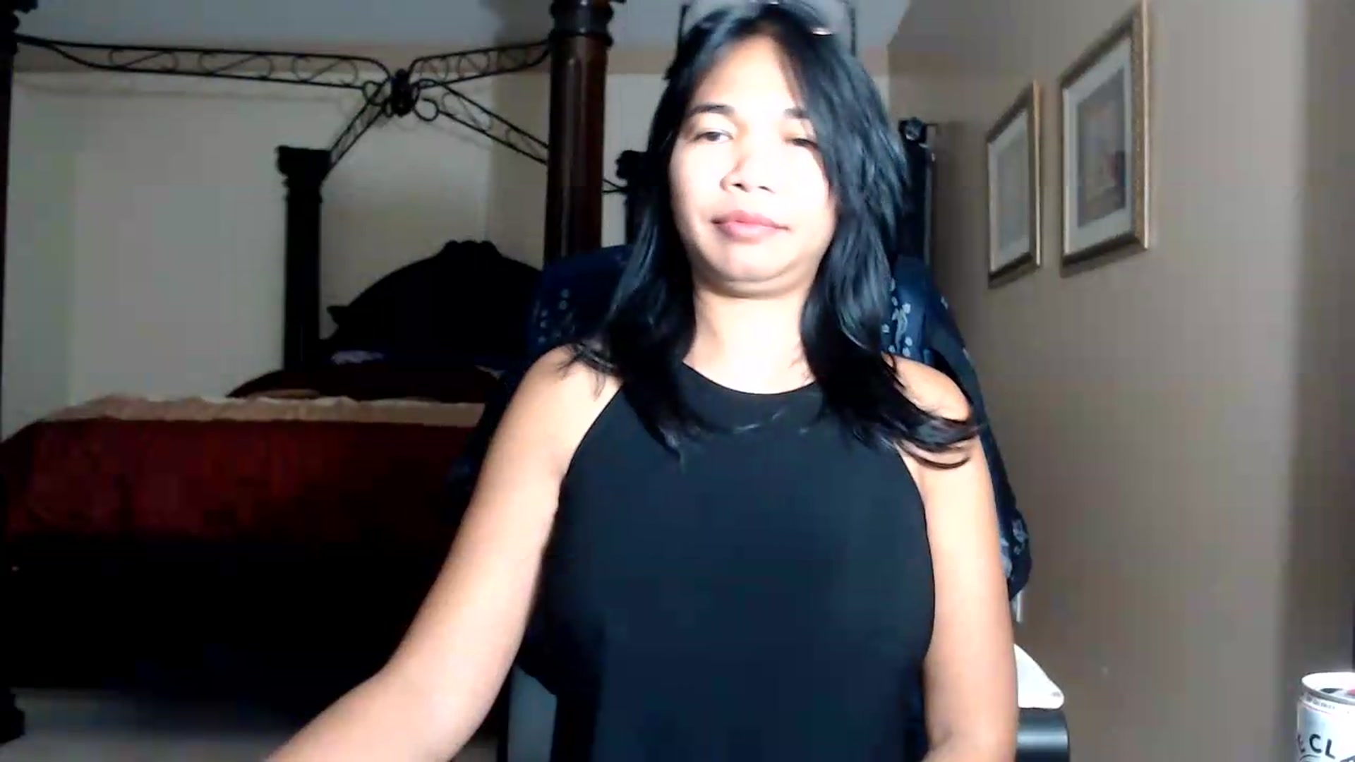 Gallery image thumbnail from Littlekai2030's myfreecams stream on, 08/13/2026, 01:58 image 10 of 20