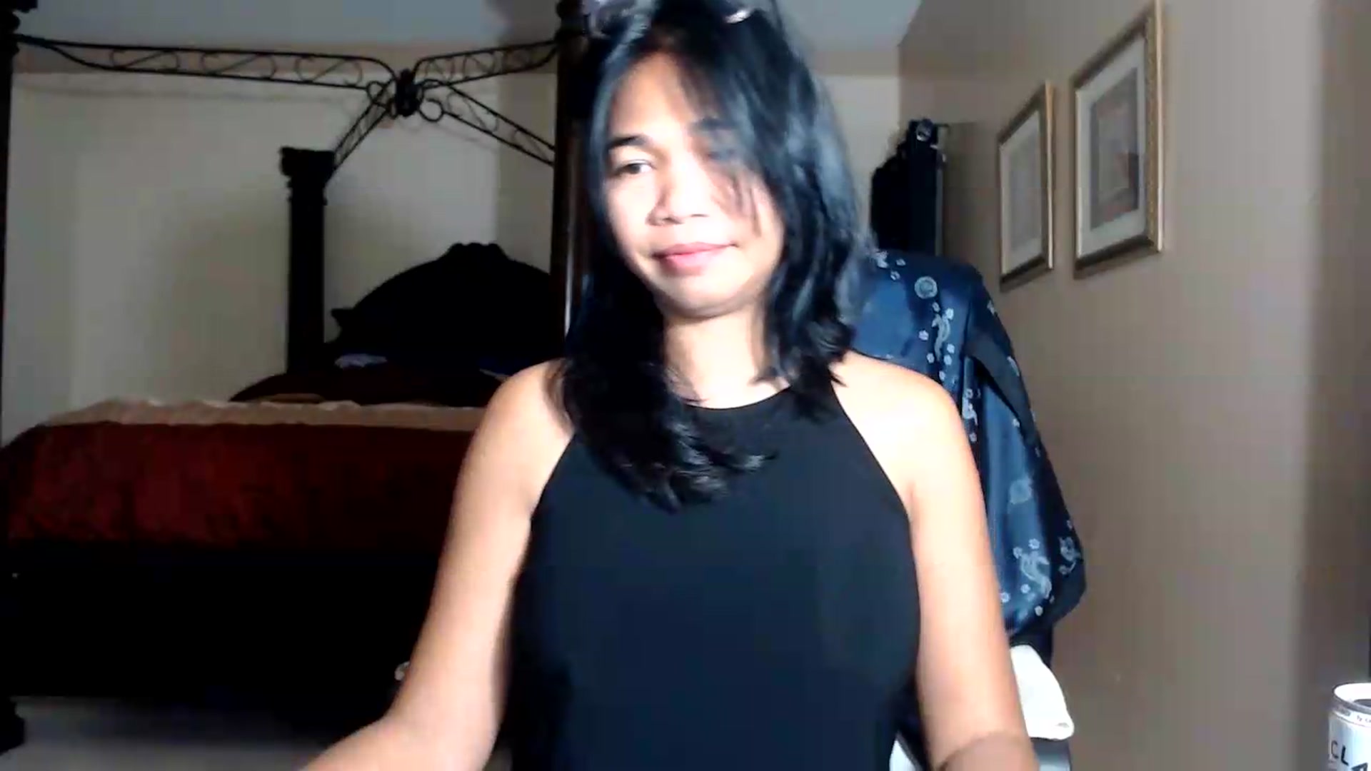 Gallery image thumbnail from Littlekai2030's myfreecams stream on, 08/13/2026, 01:58 image 18 of 20
