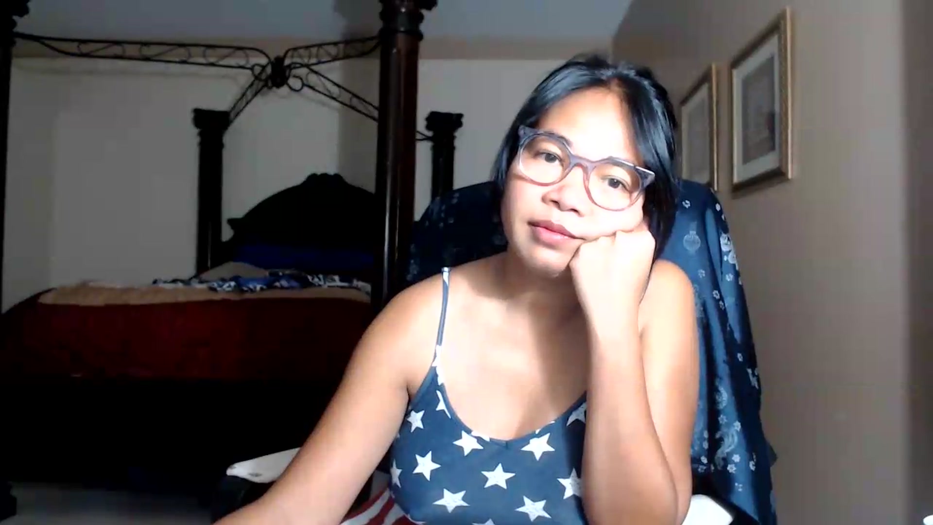 Gallery image thumbnail from Littlekai2030's myfreecams stream on, 08/14/2026, 01:51 image 9 of 20