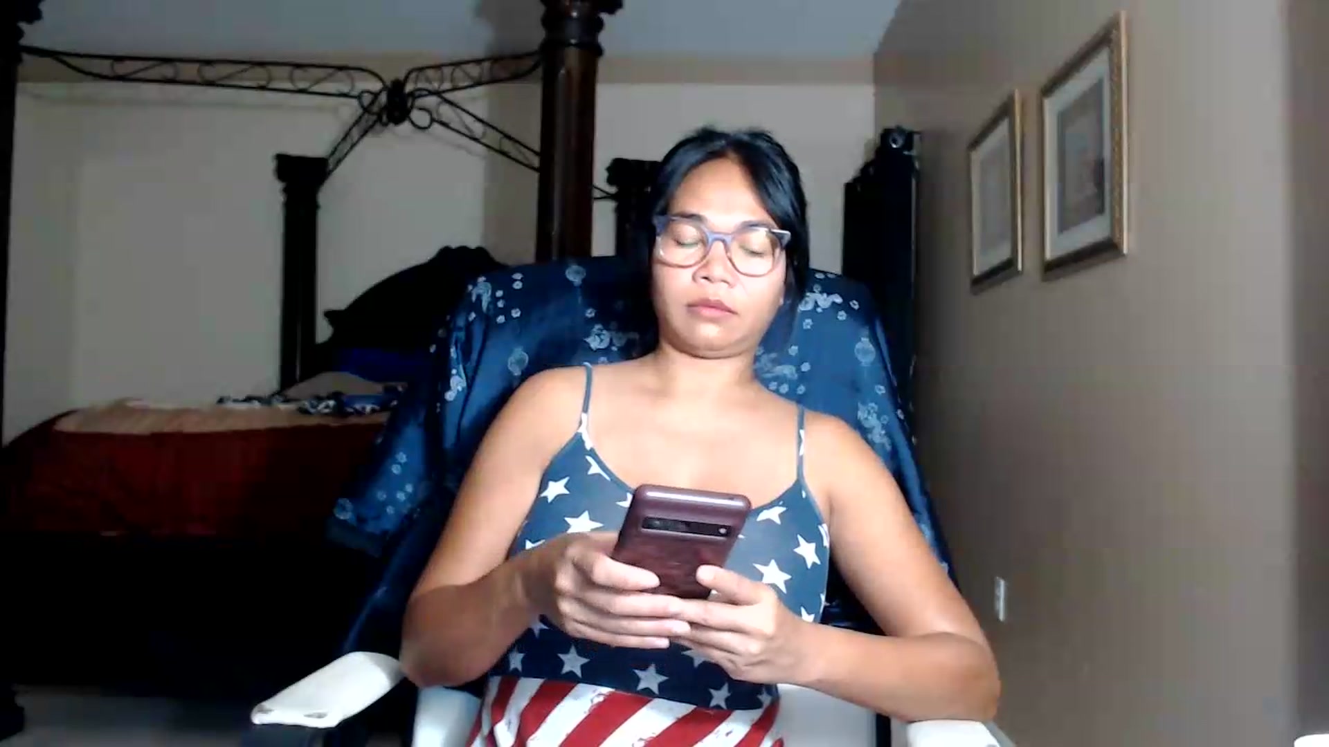 Gallery image thumbnail from Littlekai2030's myfreecams stream on, 08/14/2026, 01:51 image 10 of 20