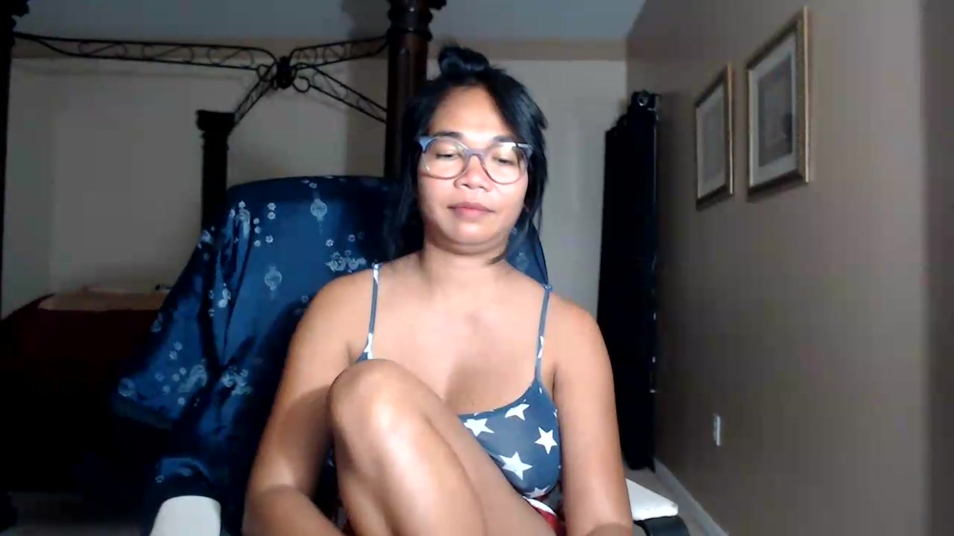 Gallery image thumbnail from Littlekai2030's myfreecams stream on, 08/14/2026, 01:51 image 18 of 20