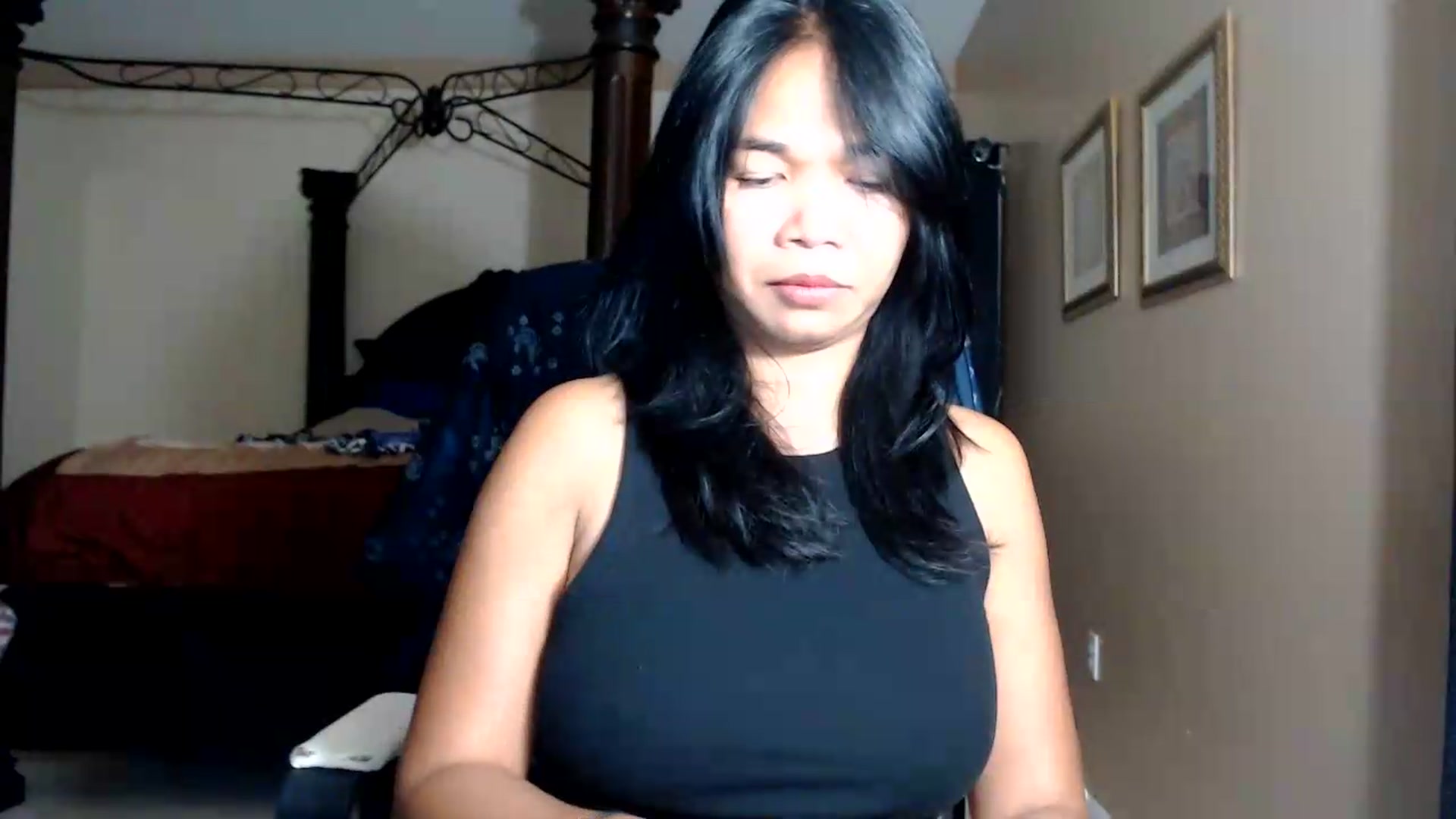 Gallery image thumbnail from Littlekai2030's myfreecams stream on, 08/14/2026, 02:56 image 17 of 20