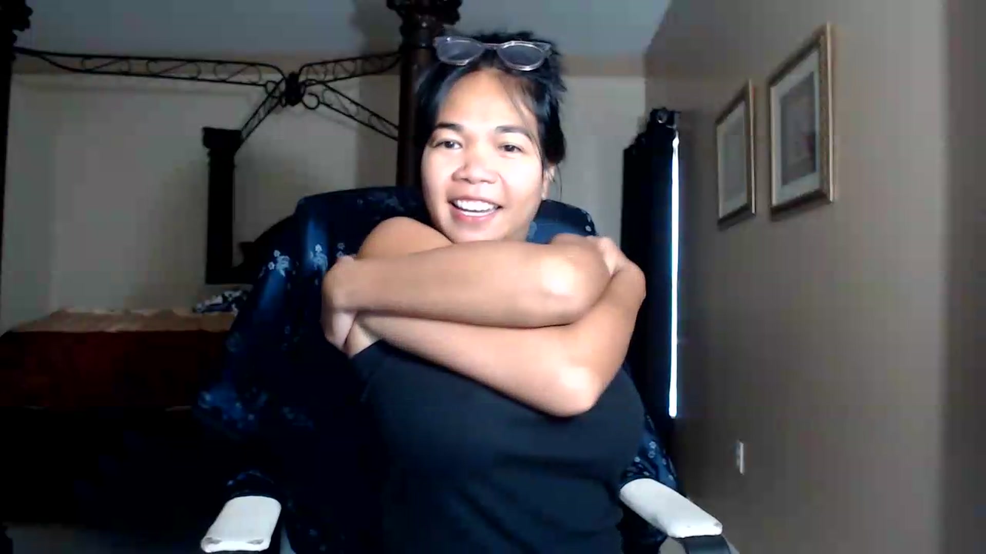Gallery image thumbnail from Littlekai2030's myfreecams stream on, 08/14/2026, 14:41 image 15 of 20