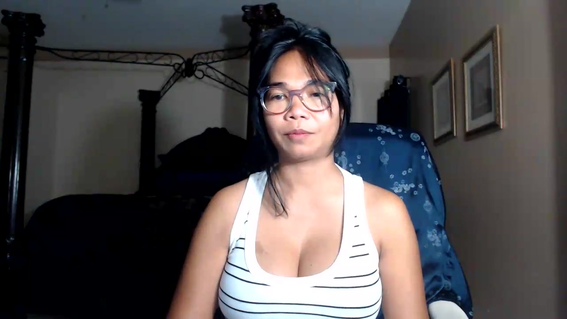 Gallery image thumbnail from Littlekai2030's myfreecams stream on, 08/15/2026, 01:41 image 12 of 20