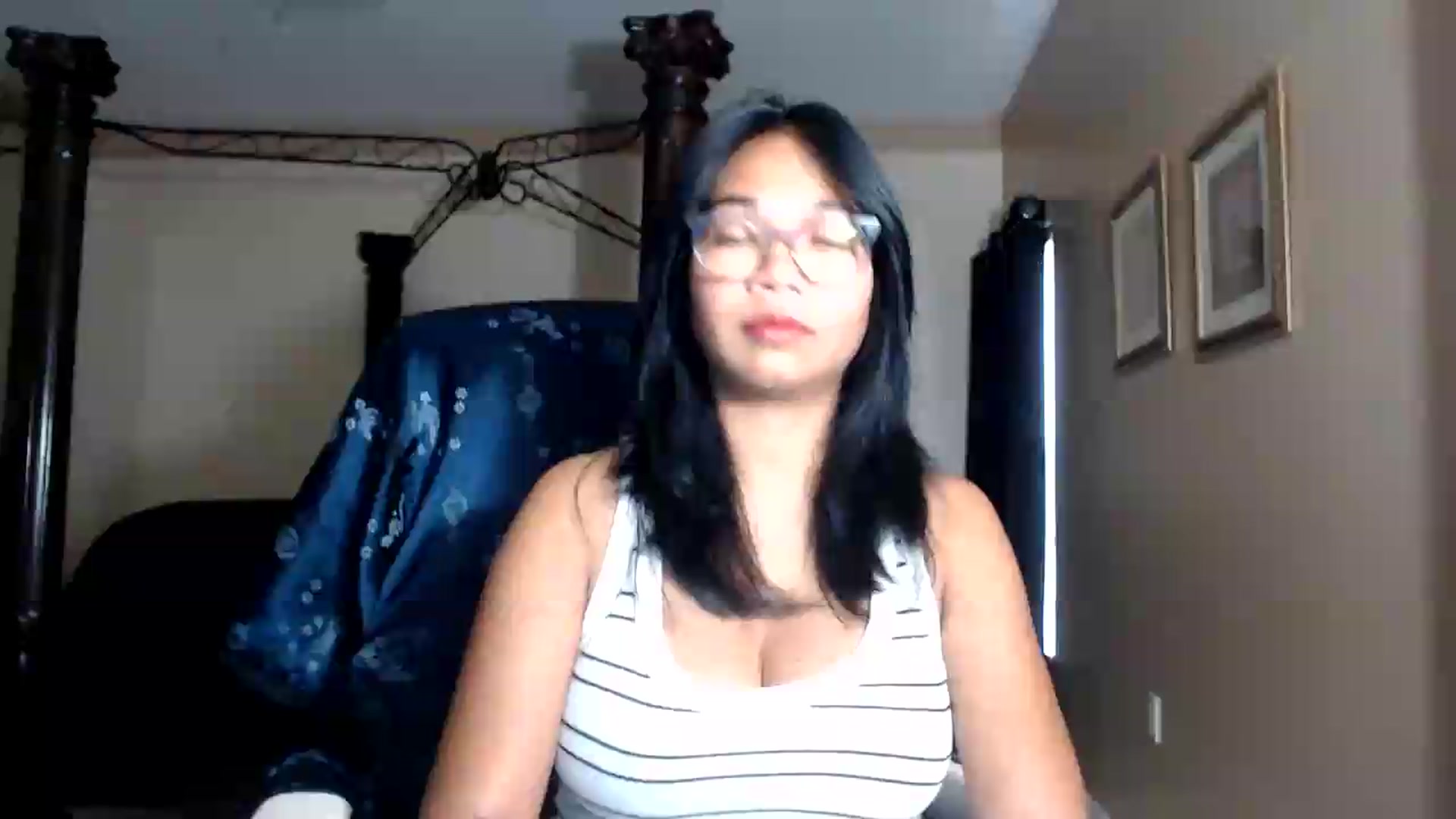 Gallery image thumbnail from Littlekai2030's myfreecams stream on, 08/15/2026, 01:41 image 1 of 20