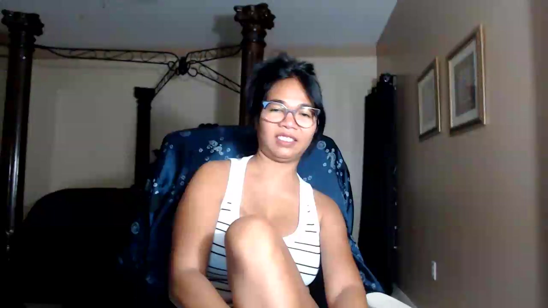 Gallery image thumbnail from Littlekai2030's myfreecams stream on, 08/15/2026, 01:41 image 16 of 20