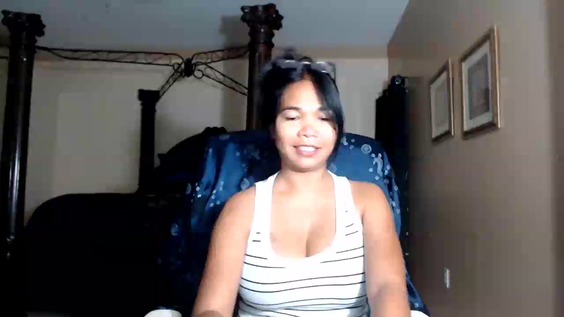 Gallery image thumbnail from Littlekai2030's myfreecams stream on, 08/15/2026, 01:41 image 19 of 20