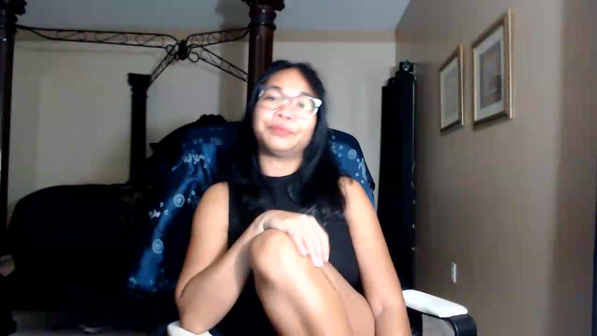 Gallery image thumbnail from Littlekai2030's myfreecams stream on, 08/17/2026, 02:53 image 12 of 20