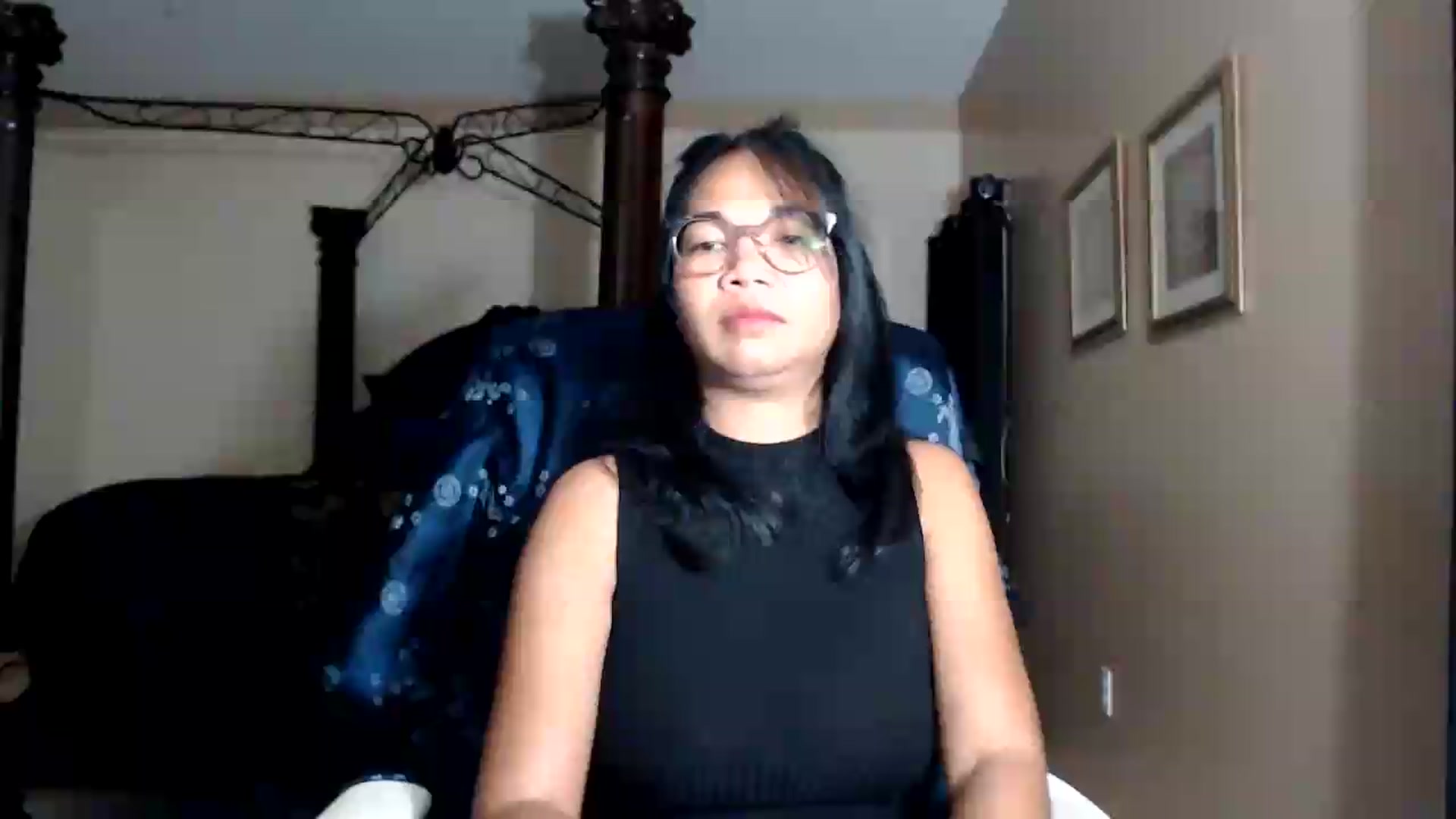 Gallery image thumbnail from Littlekai2030's myfreecams stream on, 08/17/2026, 02:53 image 1 of 20