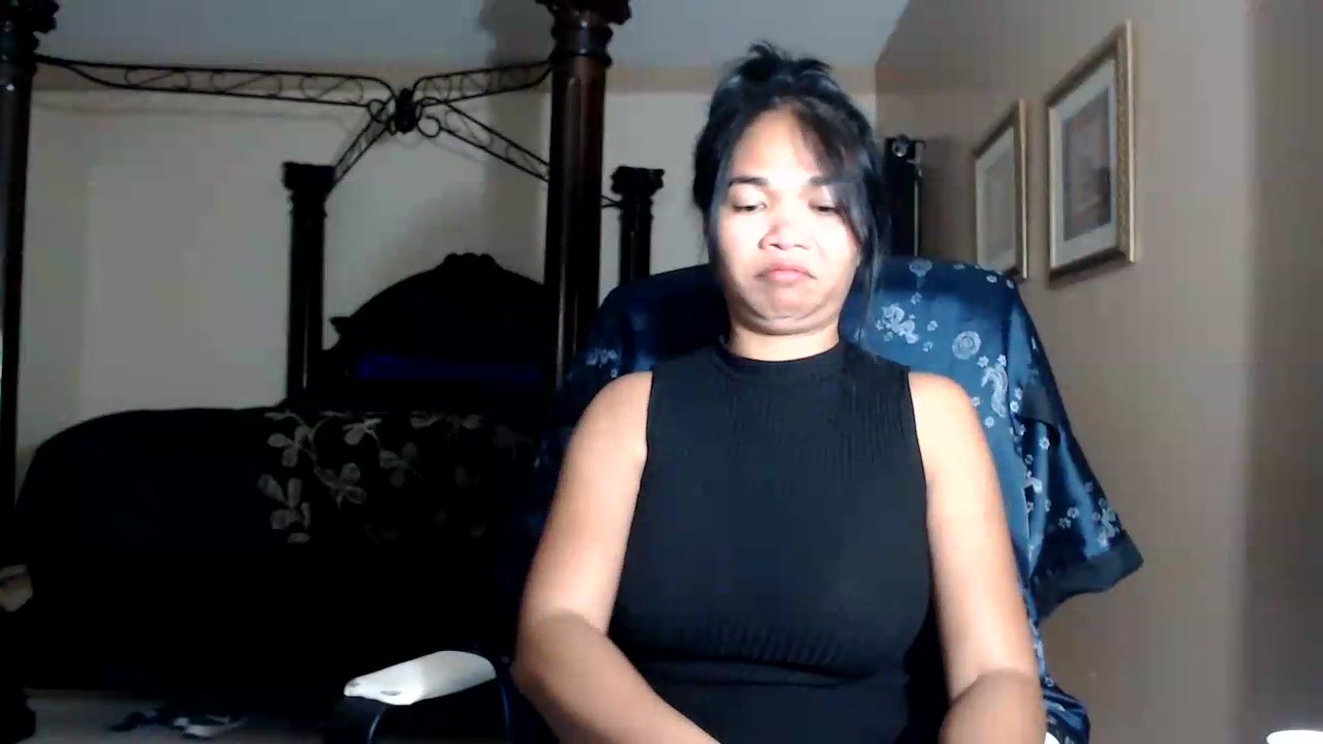 Gallery image thumbnail from Littlekai2030's myfreecams stream on, 08/17/2026, 04:27 image 12 of 20