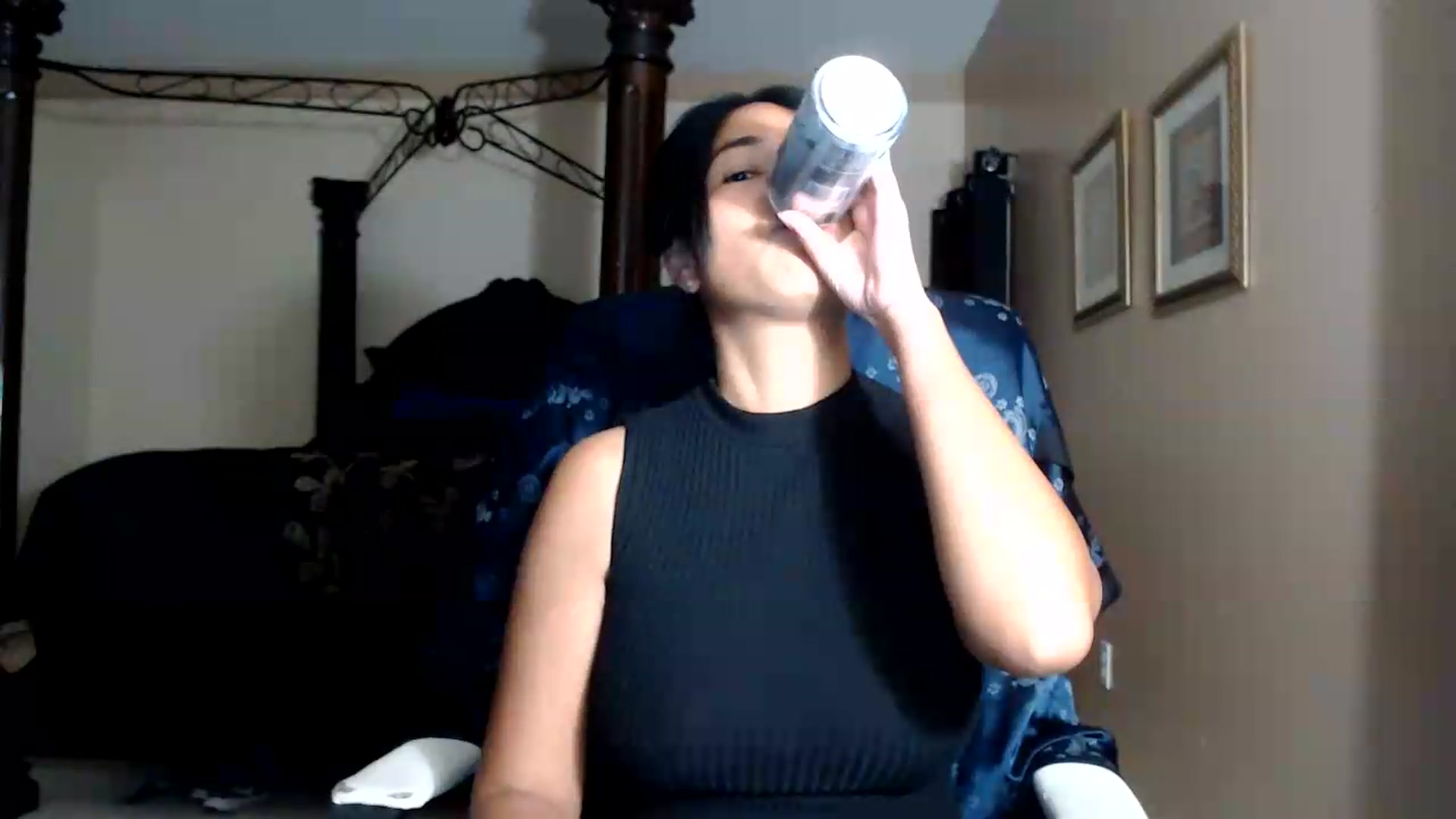 Gallery image thumbnail from Littlekai2030's myfreecams stream on, 08/17/2026, 04:27 image 18 of 20