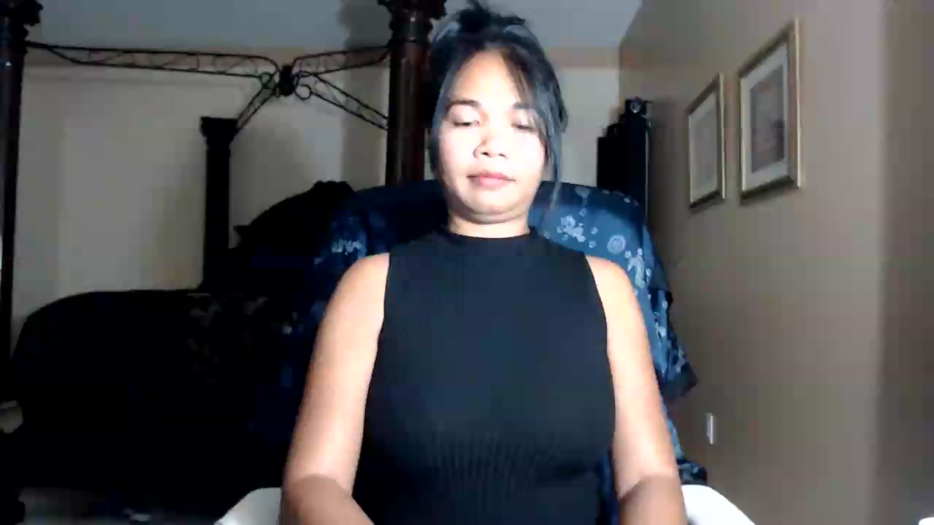Gallery image thumbnail from Littlekai2030's myfreecams stream on, 08/17/2026, 04:27 image 7 of 20
