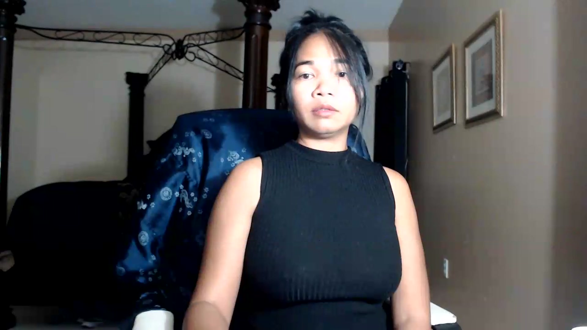 Gallery image thumbnail from Littlekai2030's myfreecams stream on, 08/17/2026, 04:27 image 11 of 20