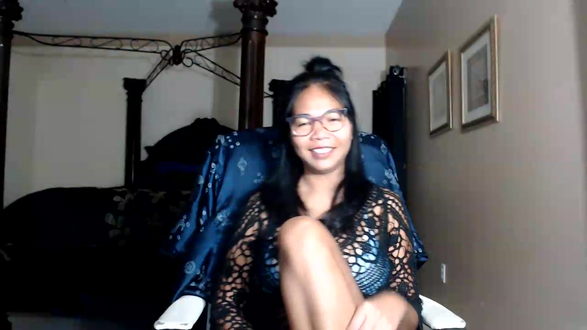 Gallery image thumbnail from Littlekai2030's myfreecams stream on, 08/18/2026, 03:34 image 11 of 20