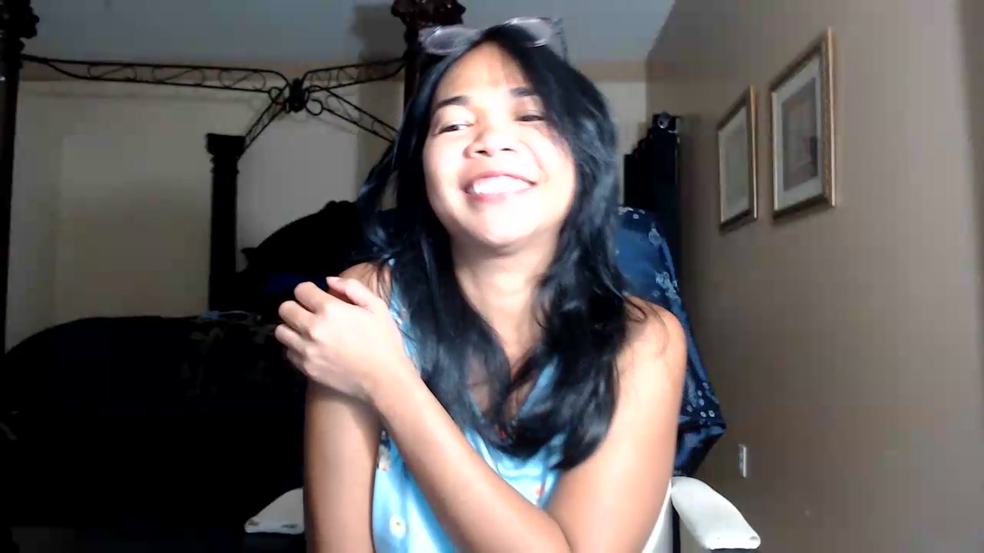 Gallery image thumbnail from Littlekai2030's myfreecams stream on, 08/18/2026, 04:05 image 19 of 20
