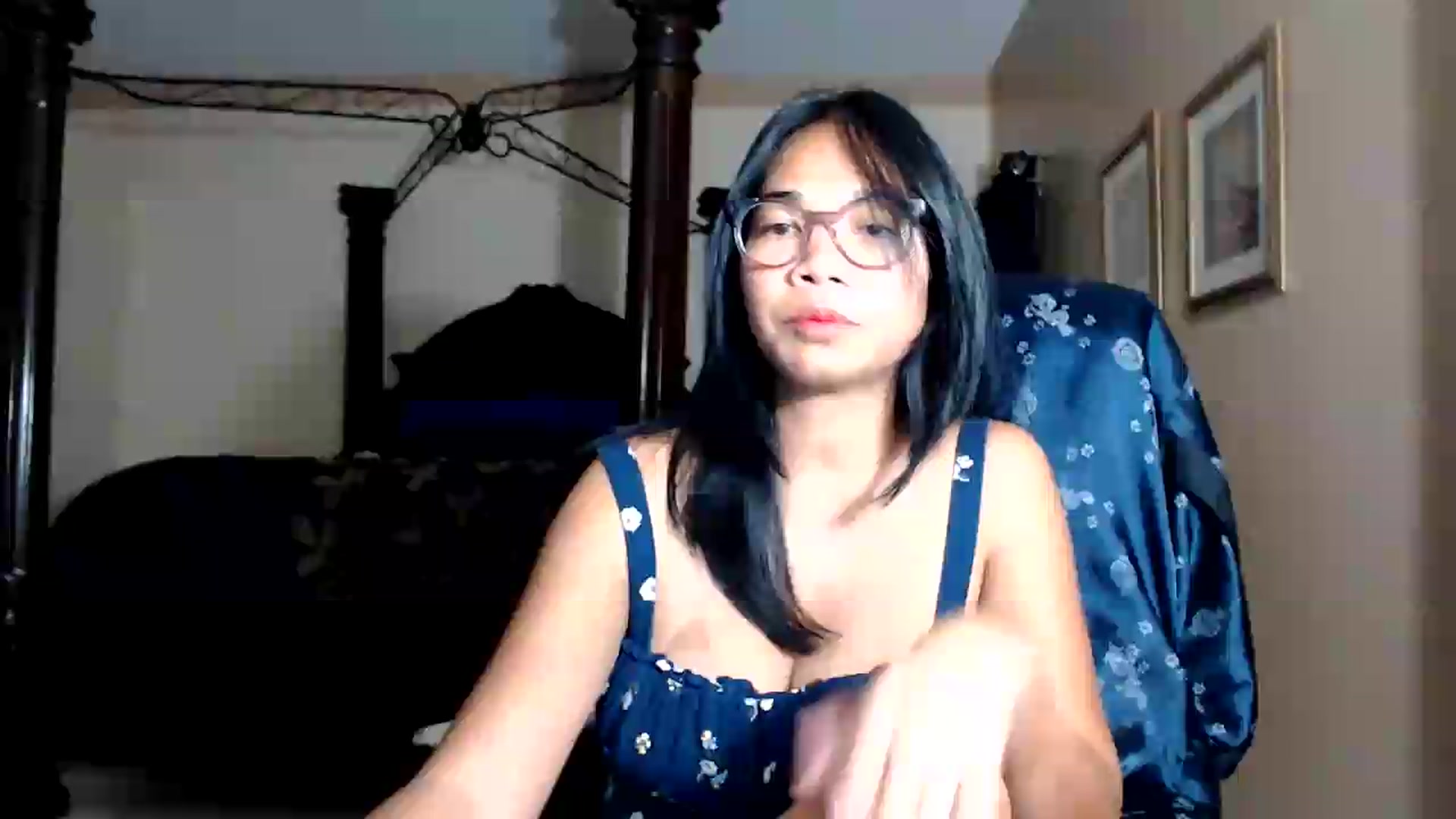 Gallery image thumbnail from Littlekai2030's myfreecams stream on, 08/21/2026, 01:20 image 5 of 20