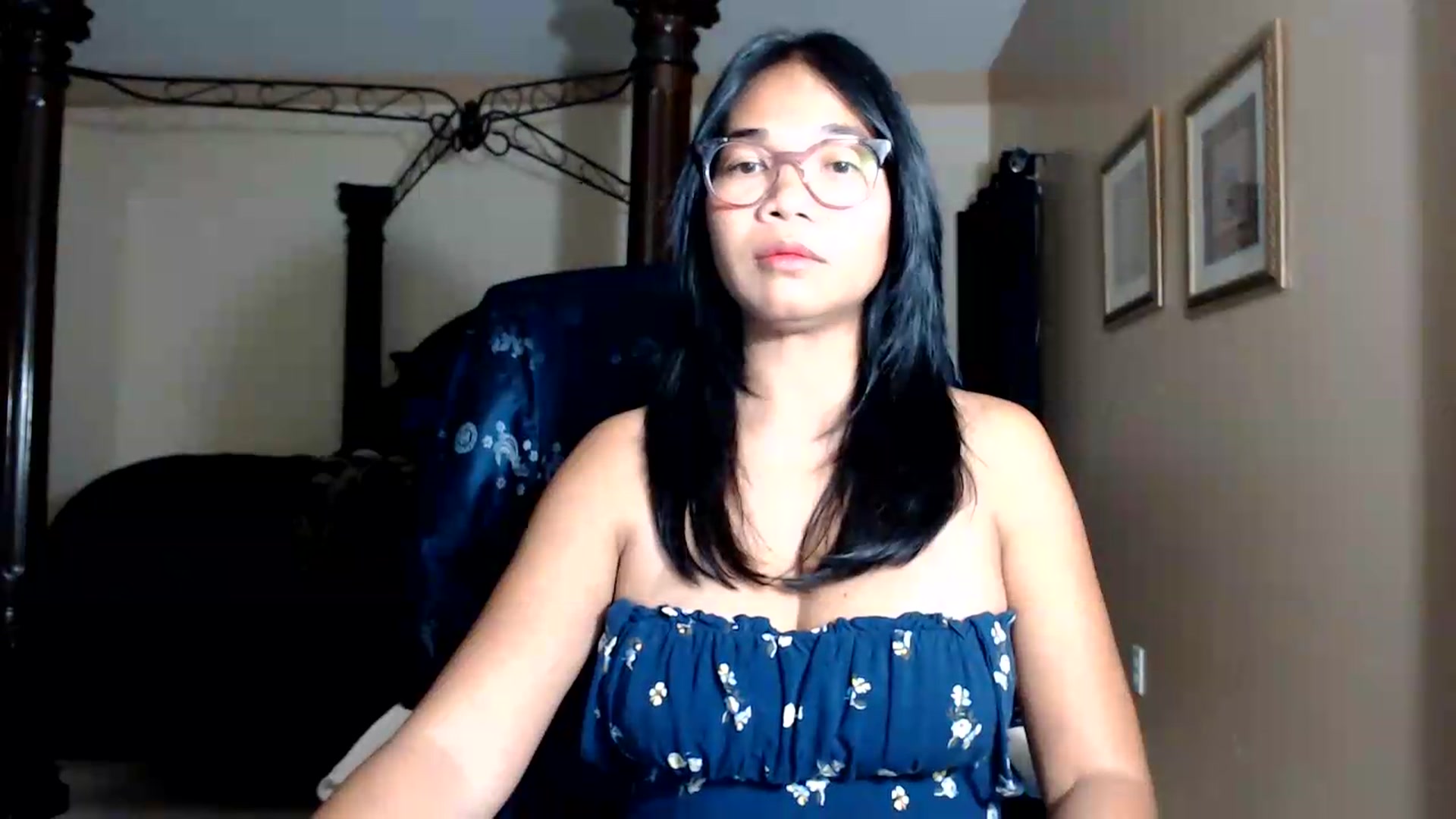 Gallery image thumbnail from Littlekai2030's myfreecams stream on, 08/21/2026, 01:20 image 16 of 20