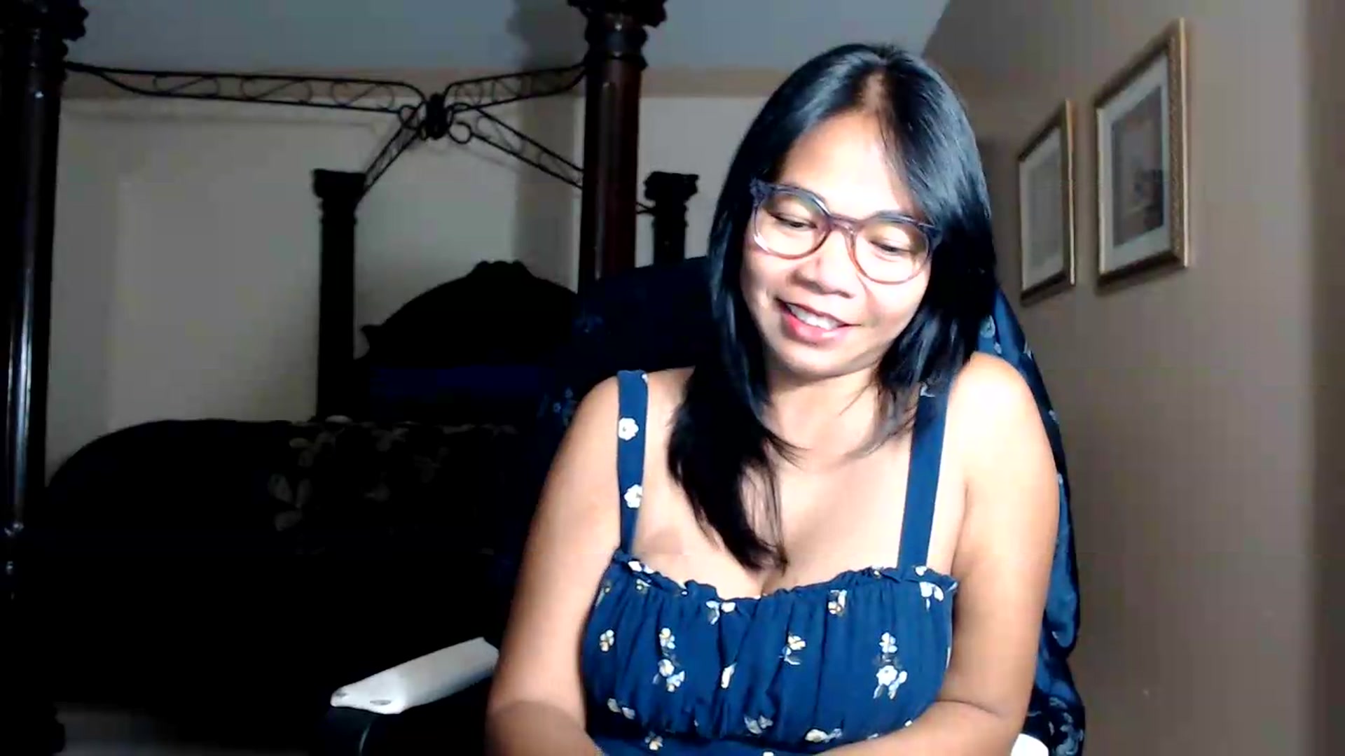 Gallery image thumbnail from Littlekai2030's myfreecams stream on, 08/21/2026, 01:20 image 2 of 20