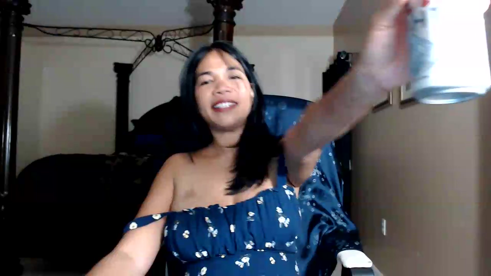 Gallery image thumbnail from Littlekai2030's myfreecams stream on, 08/21/2026, 03:47 image 14 of 20