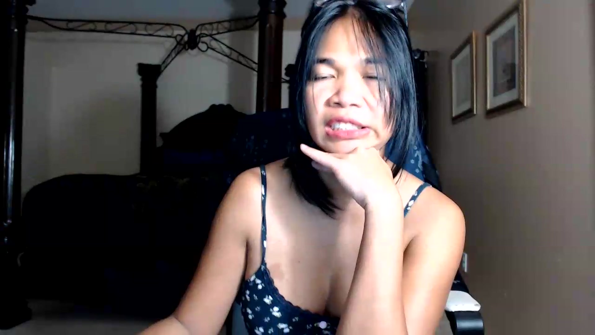 Gallery image thumbnail from Littlekai2030's myfreecams stream on, 08/23/2026, 02:12 image 13 of 20