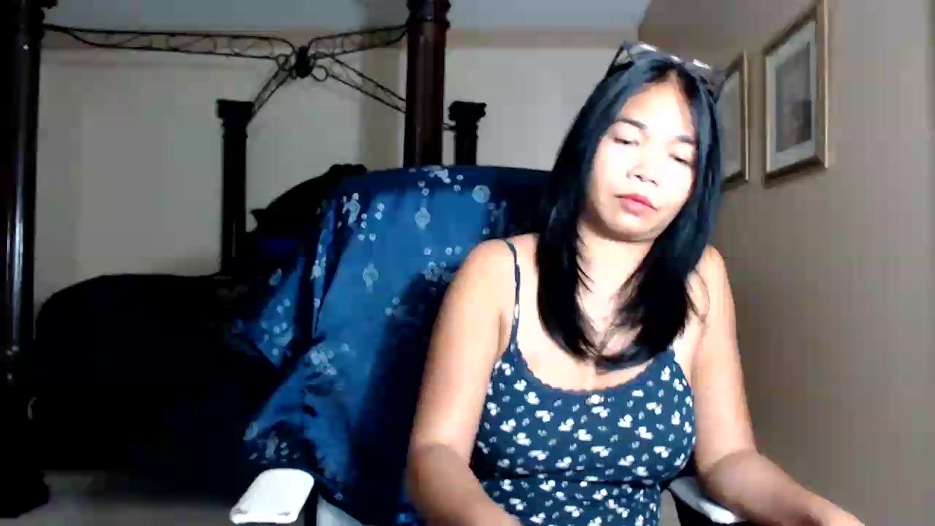 Gallery image thumbnail from Littlekai2030's myfreecams stream on, 08/23/2026, 02:12 image 5 of 20
