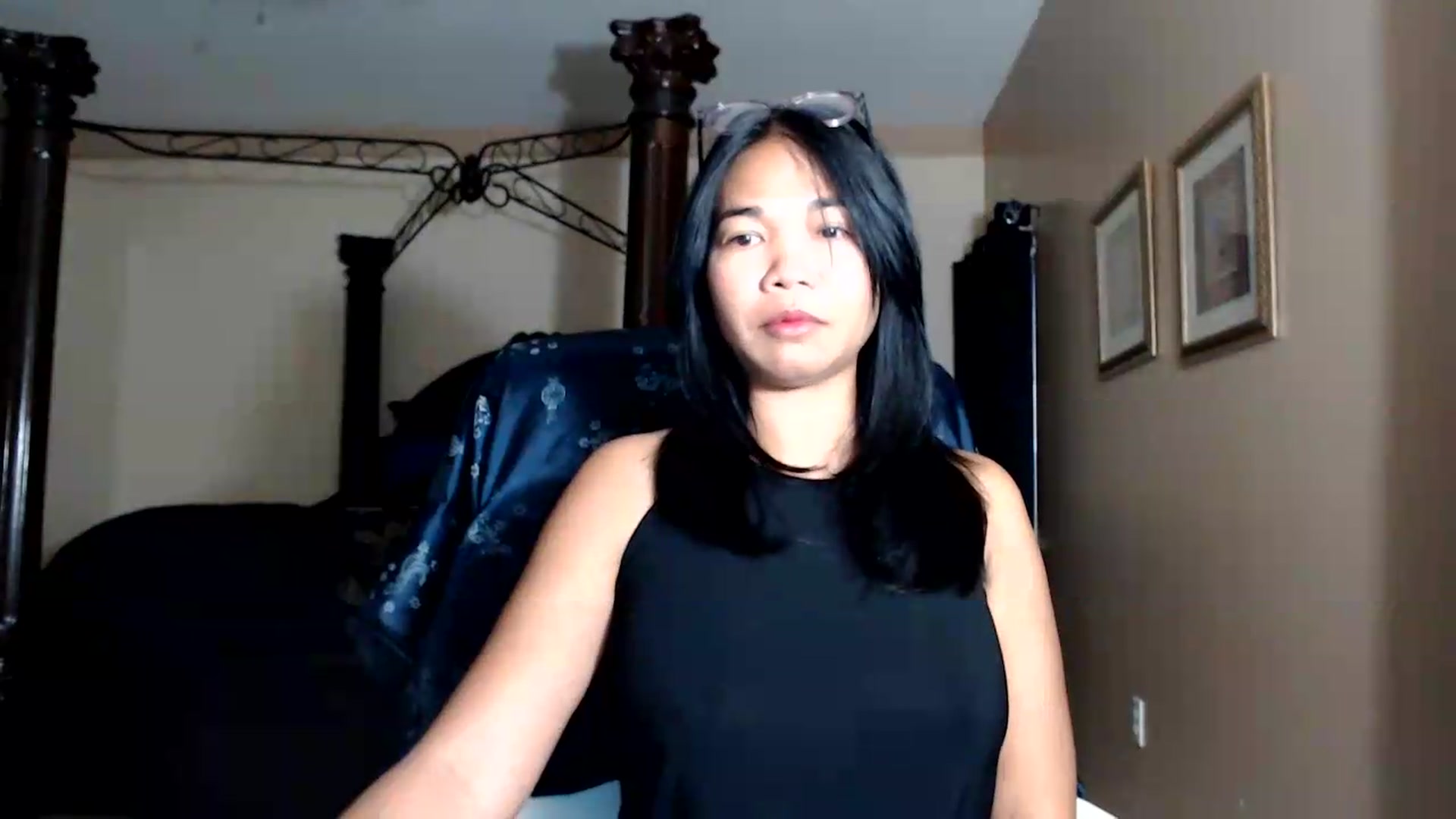Gallery image thumbnail from Littlekai2030's myfreecams stream on, 08/25/2026, 24:01 image 15 of 20