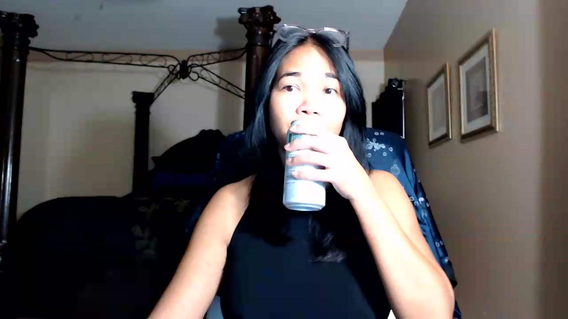 Gallery image thumbnail from Littlekai2030's myfreecams stream on, 08/25/2026, 24:01 image 12 of 20
